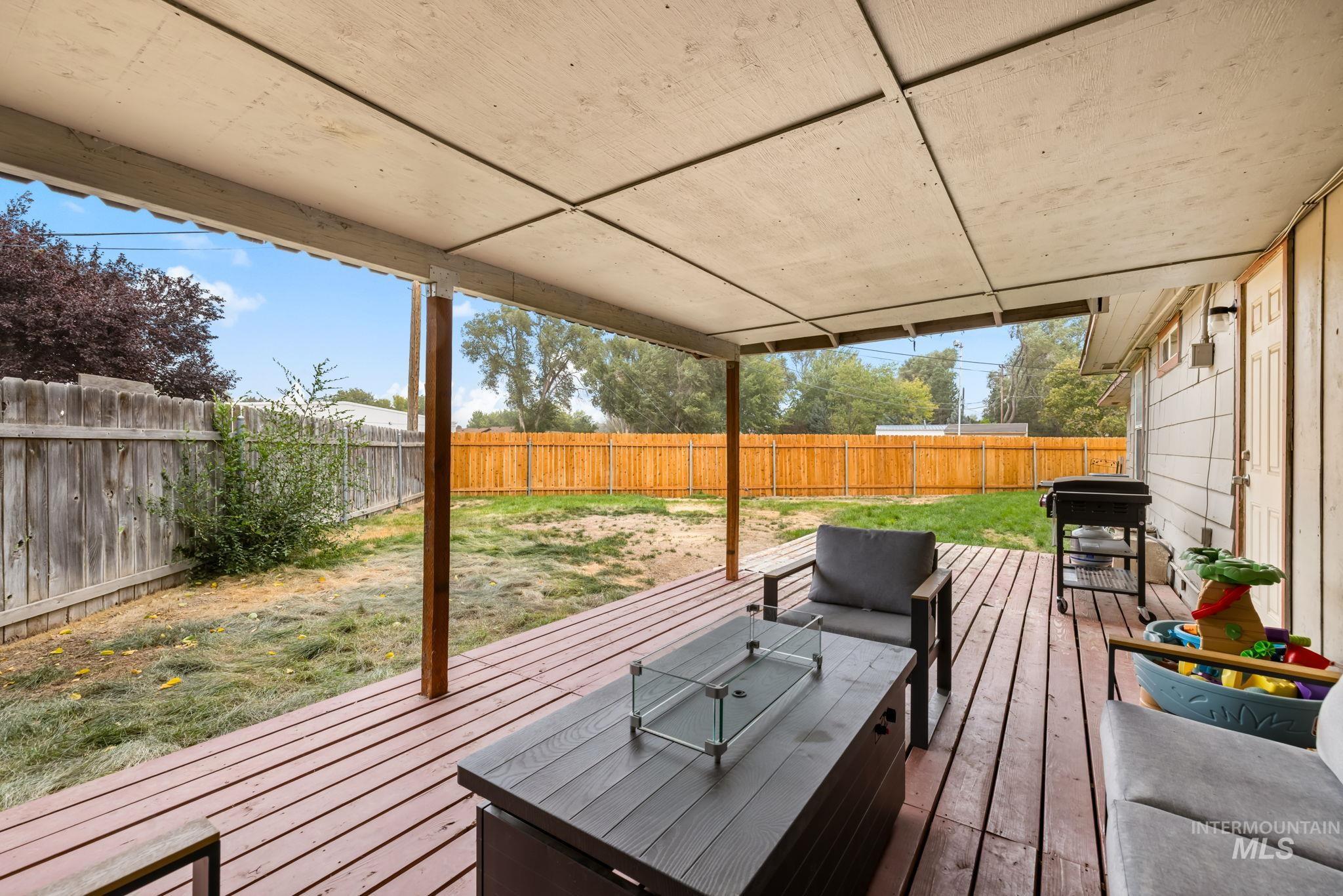 106 E 8Th, Mountain Home, Idaho 83647, 4 Bedrooms, 2.5 Bathrooms, Residential For Sale, Price $330,000,MLS 99002228