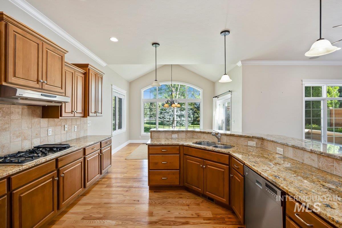 3249 Longbow Dr, Twin Falls, Idaho 83301, 3 Bedrooms, 2 Bathrooms, Residential For Sale, Price $644,900,MLS 99002231