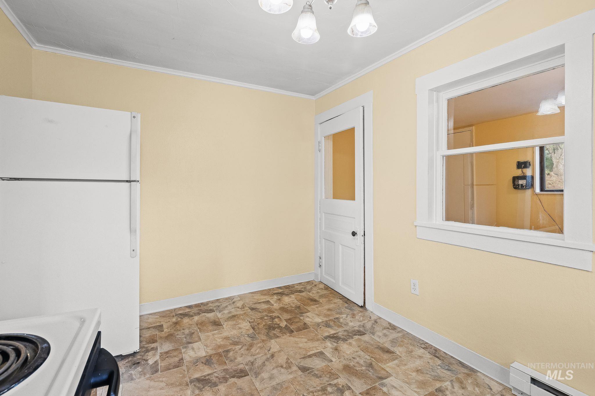 702 22nd Avenue, Clarkston, Washington 99403, 2 Bedrooms, 1 Bathroom, Residential For Sale, Price $224,000,MLS 99002233