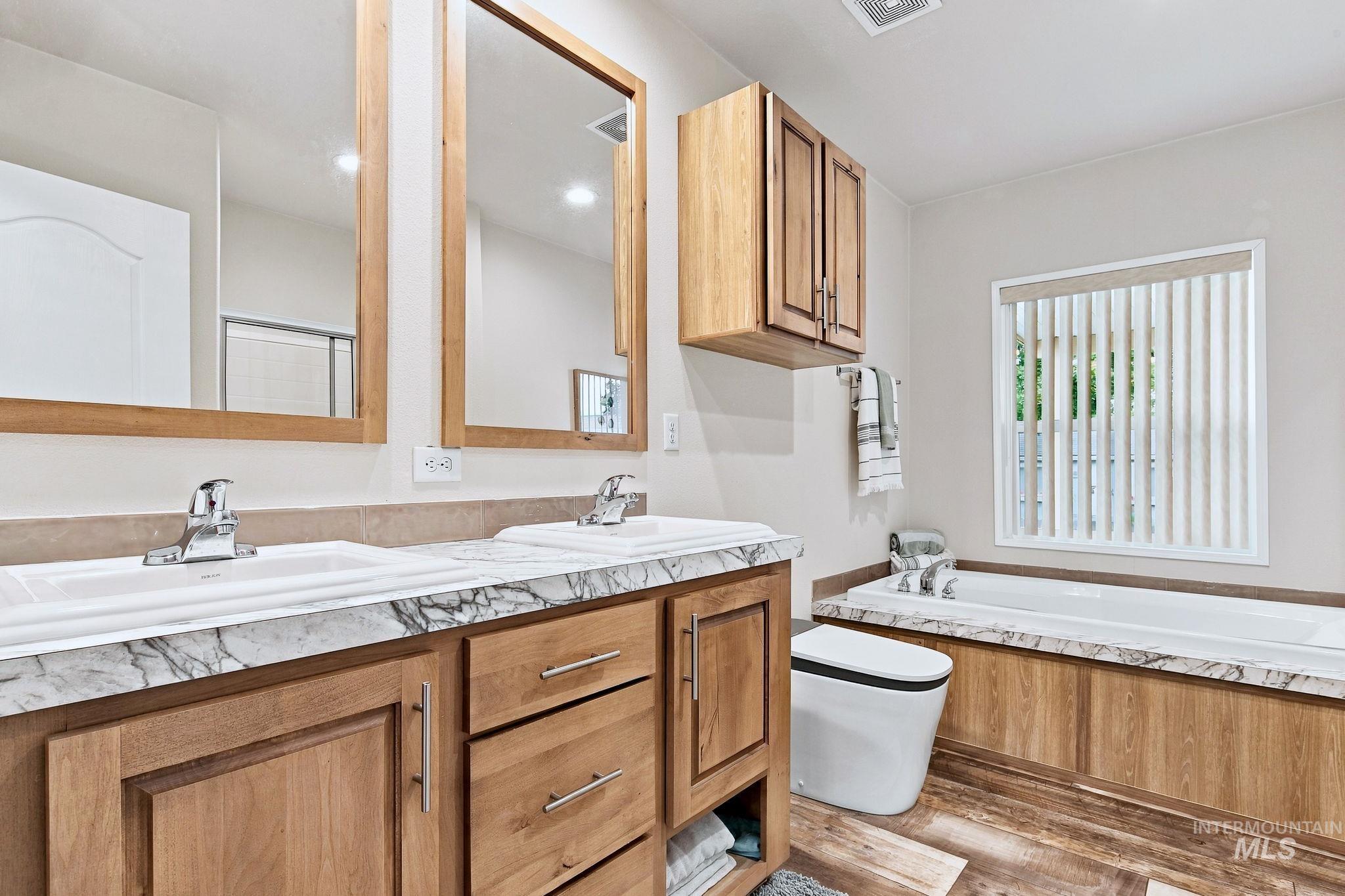 2759 N Bali Ln, #115, Boise, Idaho 83713, 3 Bedrooms, 2 Bathrooms, Residential For Sale, Price $164,900,MLS 99002234