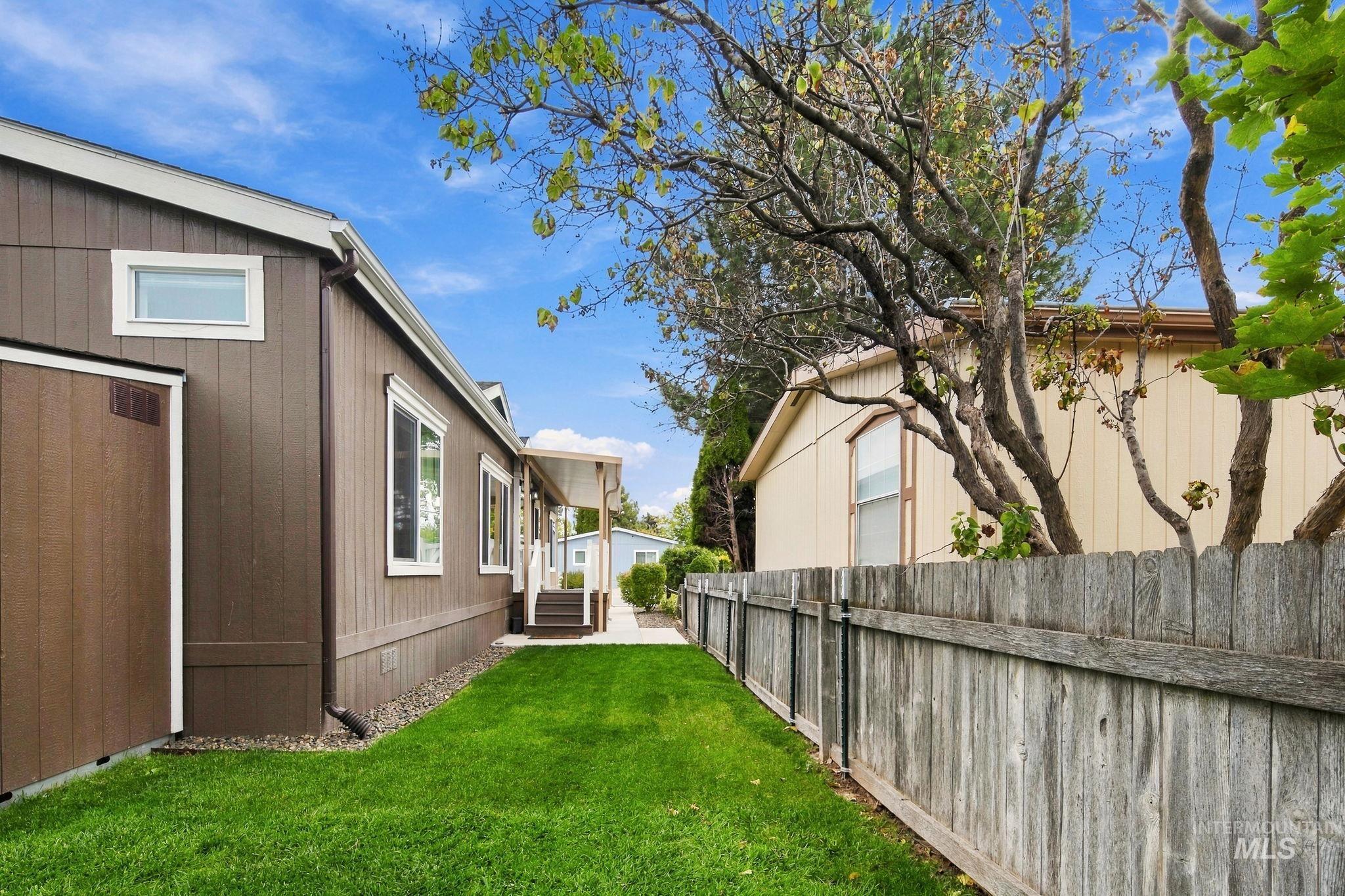 2759 N Bali Ln, #115, Boise, Idaho 83713, 3 Bedrooms, 2 Bathrooms, Residential For Sale, Price $164,900,MLS 99002234