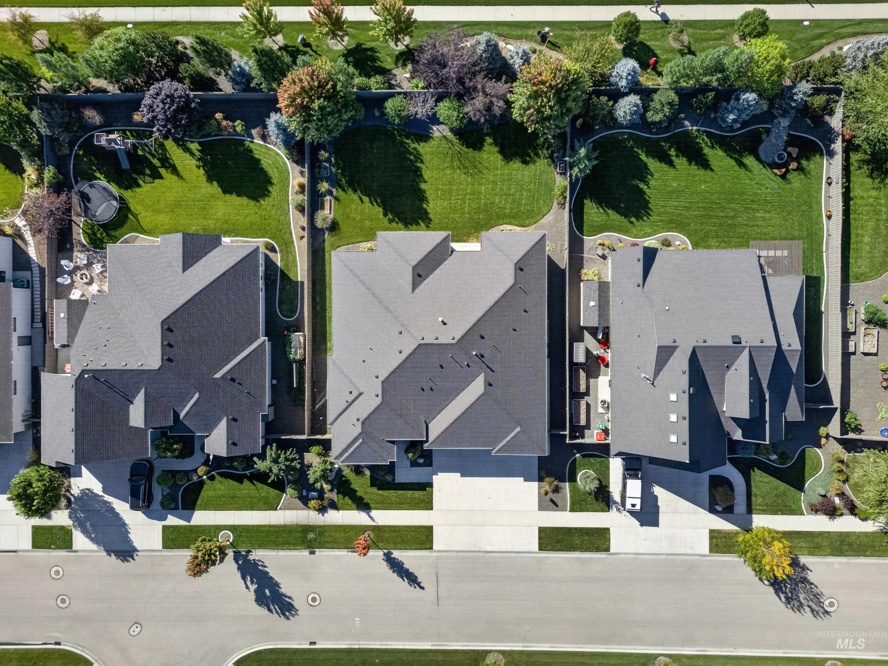 5365 W Piaffe St, Eagle, Idaho 83616, 3 Bedrooms, 2.5 Bathrooms, Residential For Sale, Price $823,900,MLS 99002242