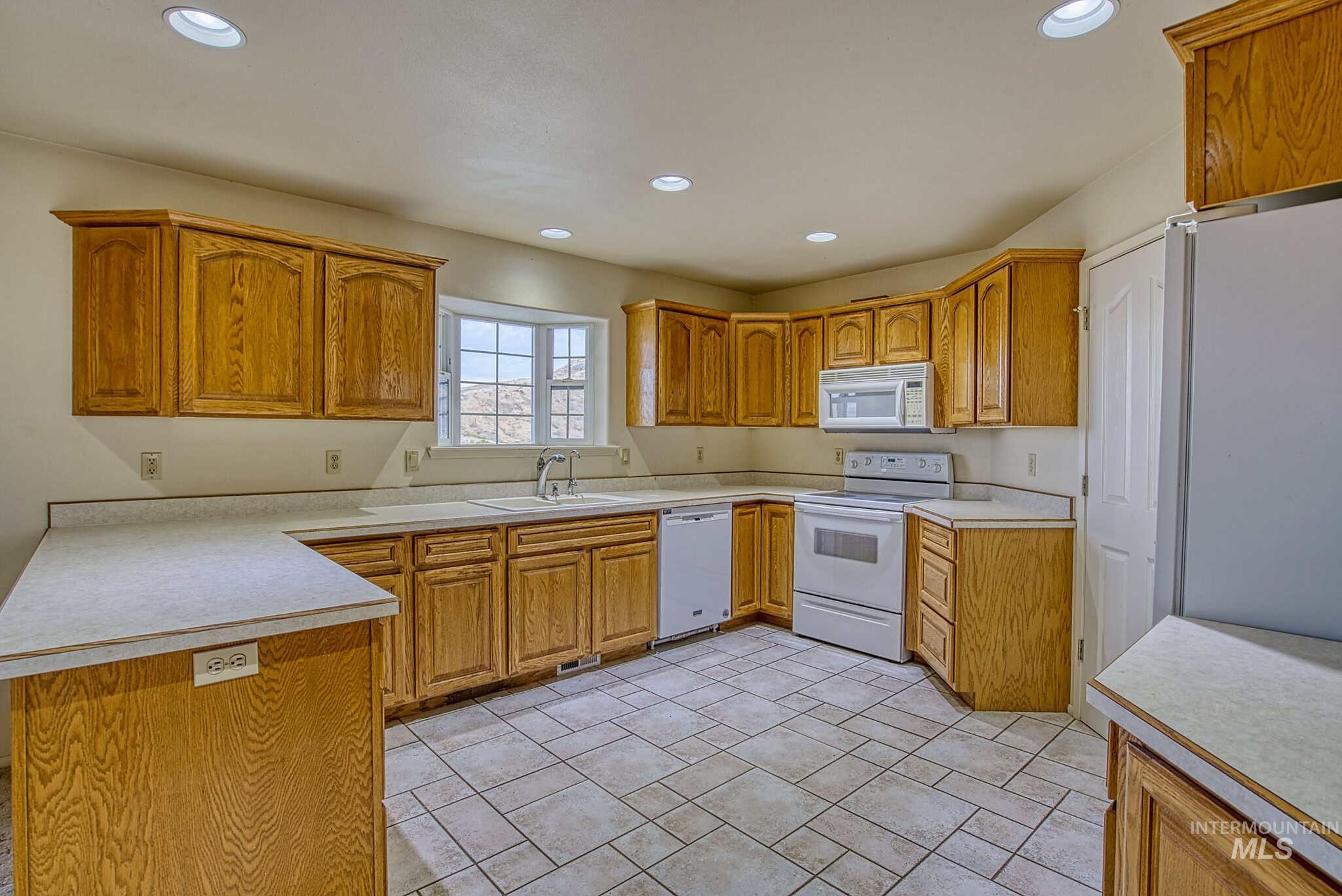 2992 Hwy 52, Payette, Idaho 83661, 4 Bedrooms, 2 Bathrooms, Residential For Sale, Price $715,000,MLS 99002251