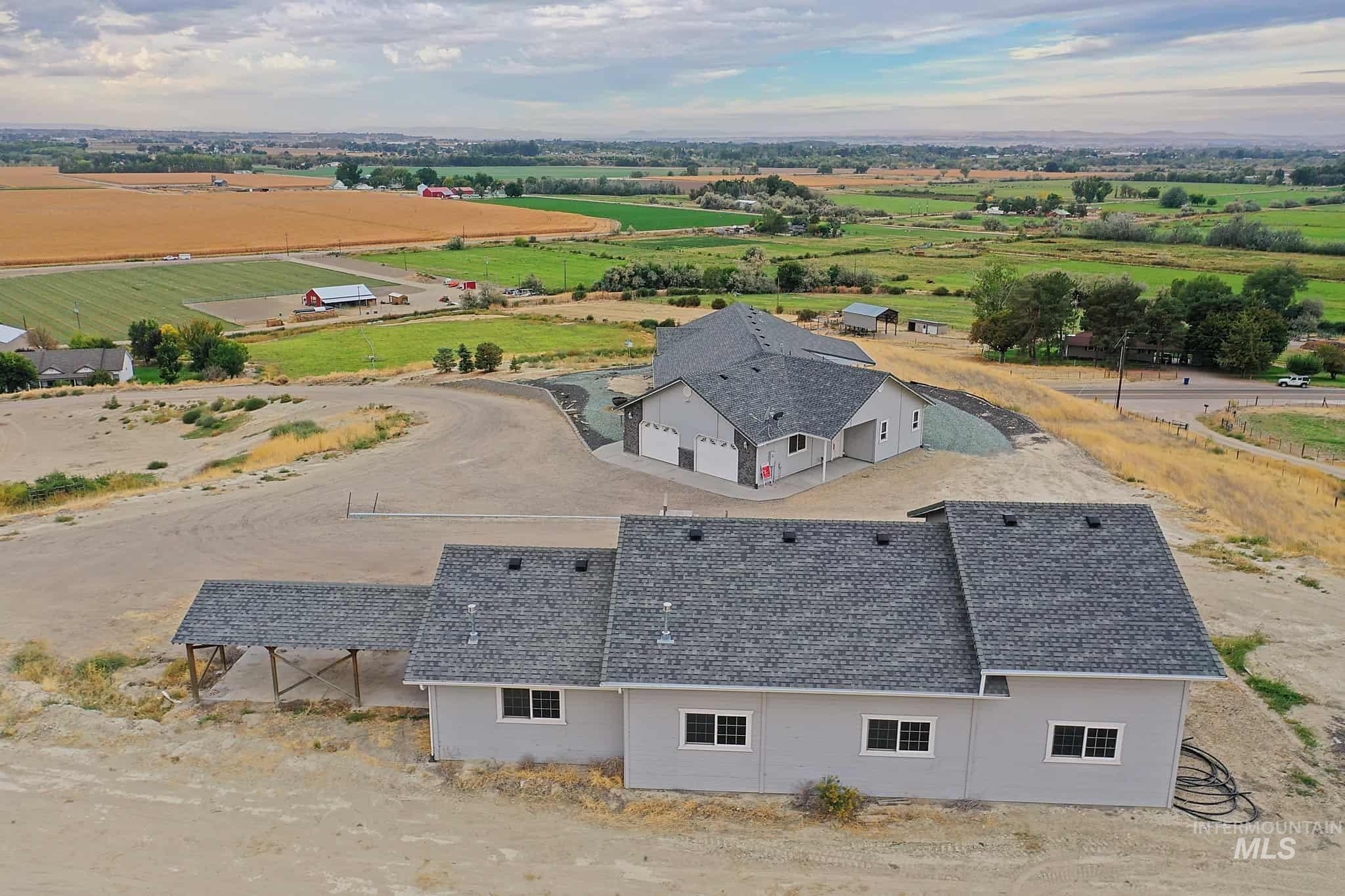 2992 Hwy 52, Payette, Idaho 83661, 4 Bedrooms, 2 Bathrooms, Residential For Sale, Price $715,000,MLS 99002251