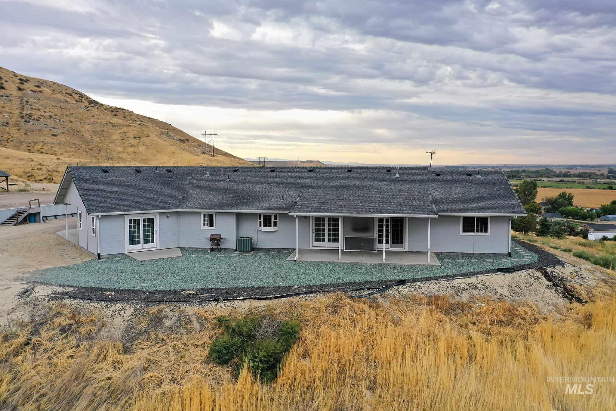 2992 Hwy 52, Payette, Idaho 83661, 4 Bedrooms, 2 Bathrooms, Residential For Sale, Price $715,000,MLS 99002251