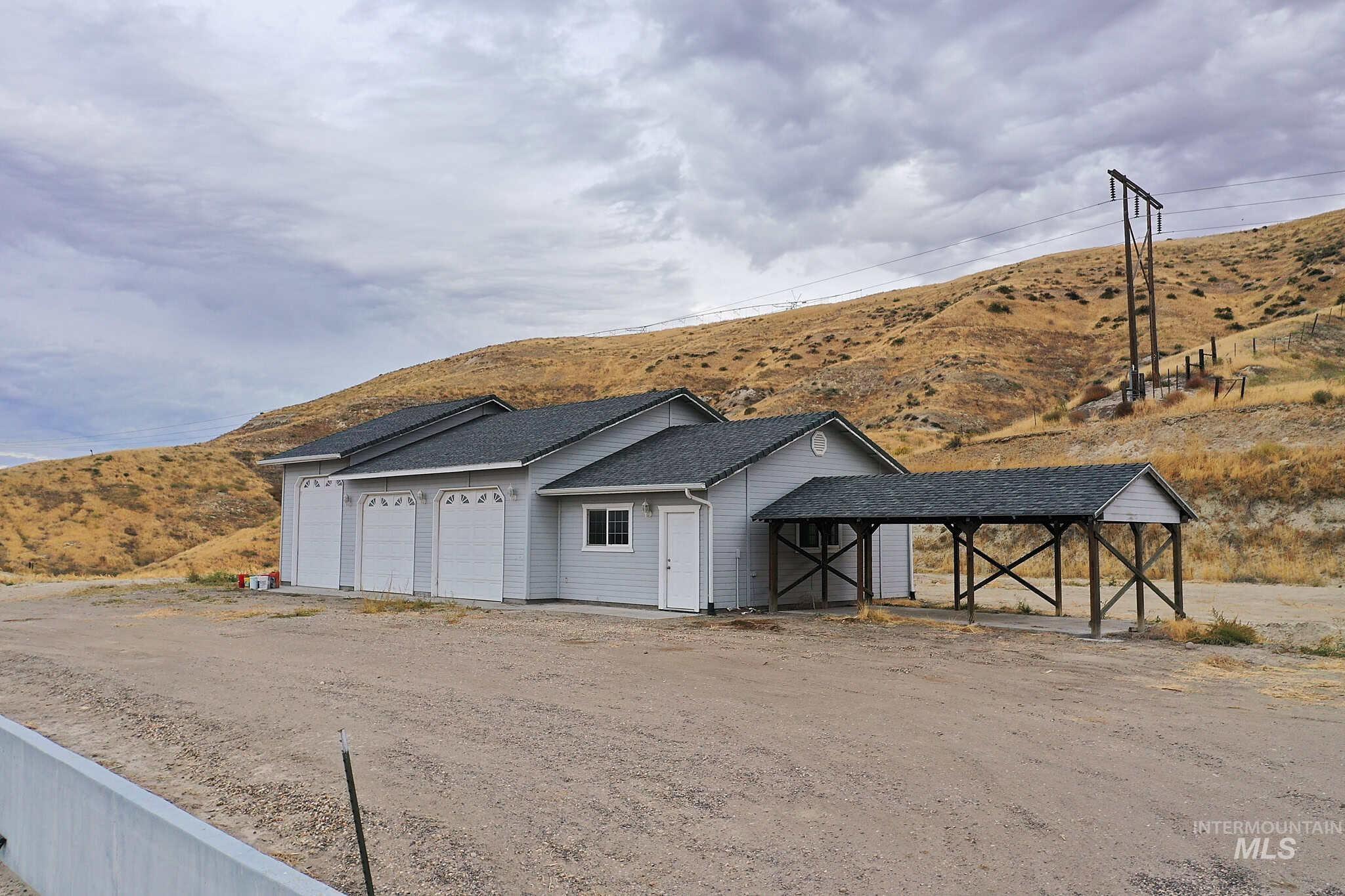 2992 Hwy 52, Payette, Idaho 83661, 4 Bedrooms, 2 Bathrooms, Residential For Sale, Price $715,000,MLS 99002251