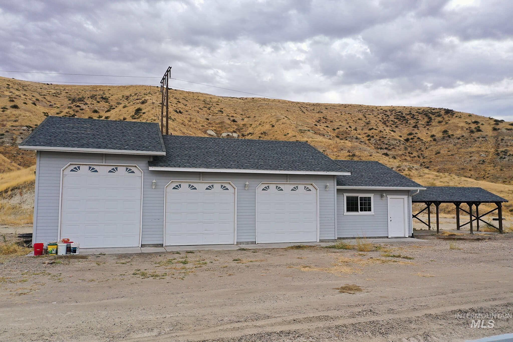 2992 Hwy 52, Payette, Idaho 83661, 4 Bedrooms, 2 Bathrooms, Residential For Sale, Price $715,000,MLS 99002251