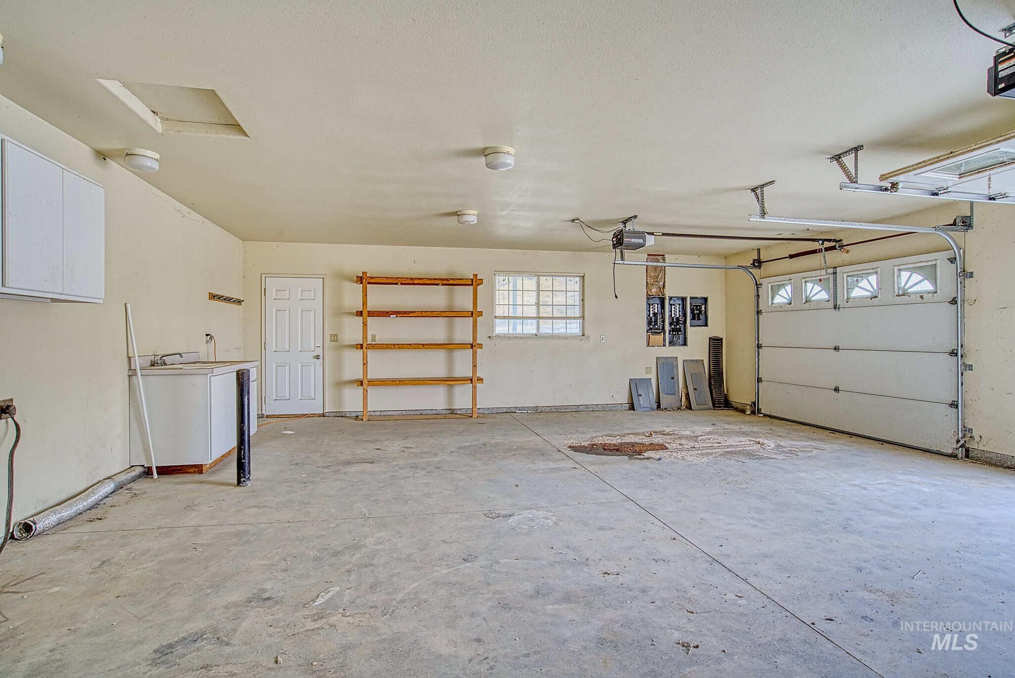 2992 Hwy 52, Payette, Idaho 83661, 4 Bedrooms, 2 Bathrooms, Residential For Sale, Price $715,000,MLS 99002251