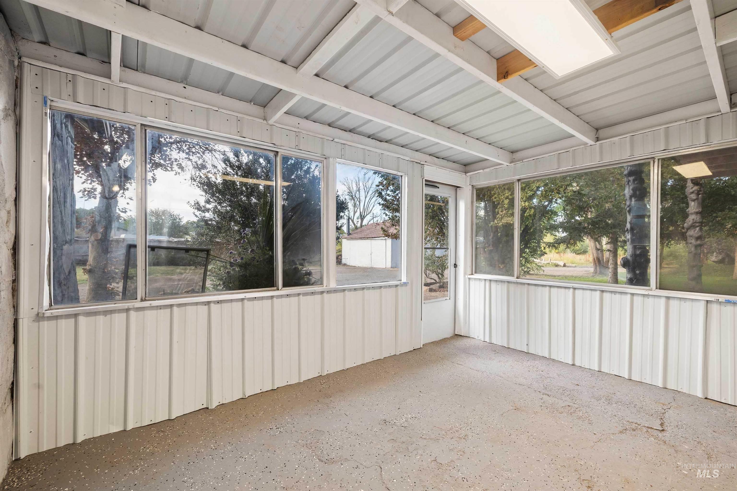 4205 N 1410 E, Buhl, Idaho 83316, 4 Bedrooms, 2 Bathrooms, Residential For Sale, Price $479,000,MLS 99002252