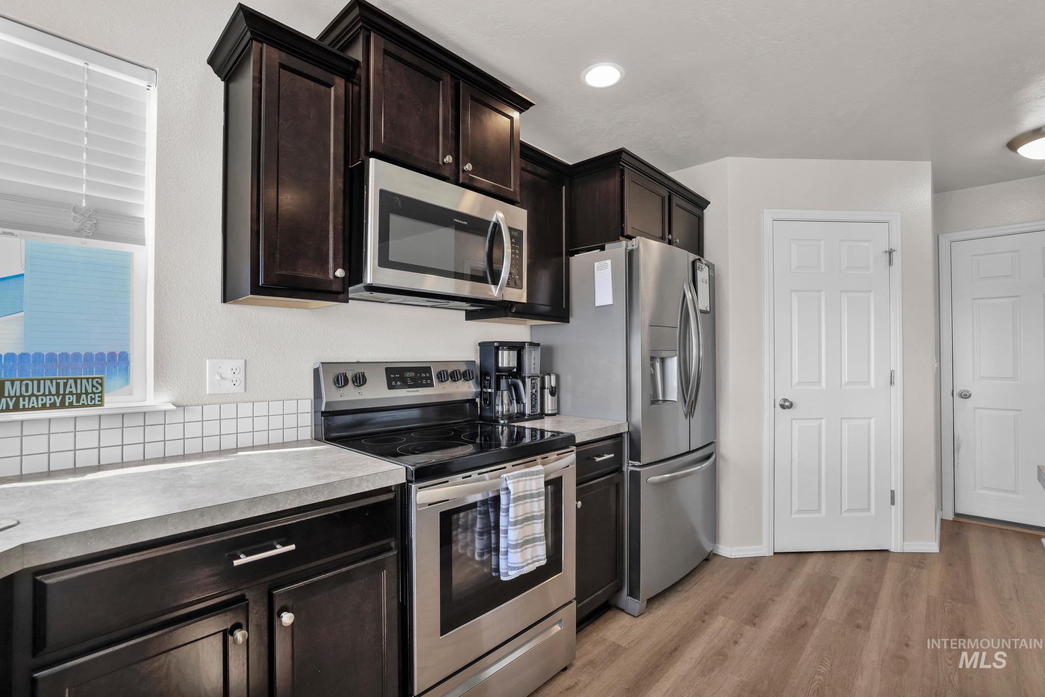 805 SW Miner, Mountain Home, Idaho 83647, 4 Bedrooms, 2.5 Bathrooms, Residential For Sale, Price $415,000, 99002255