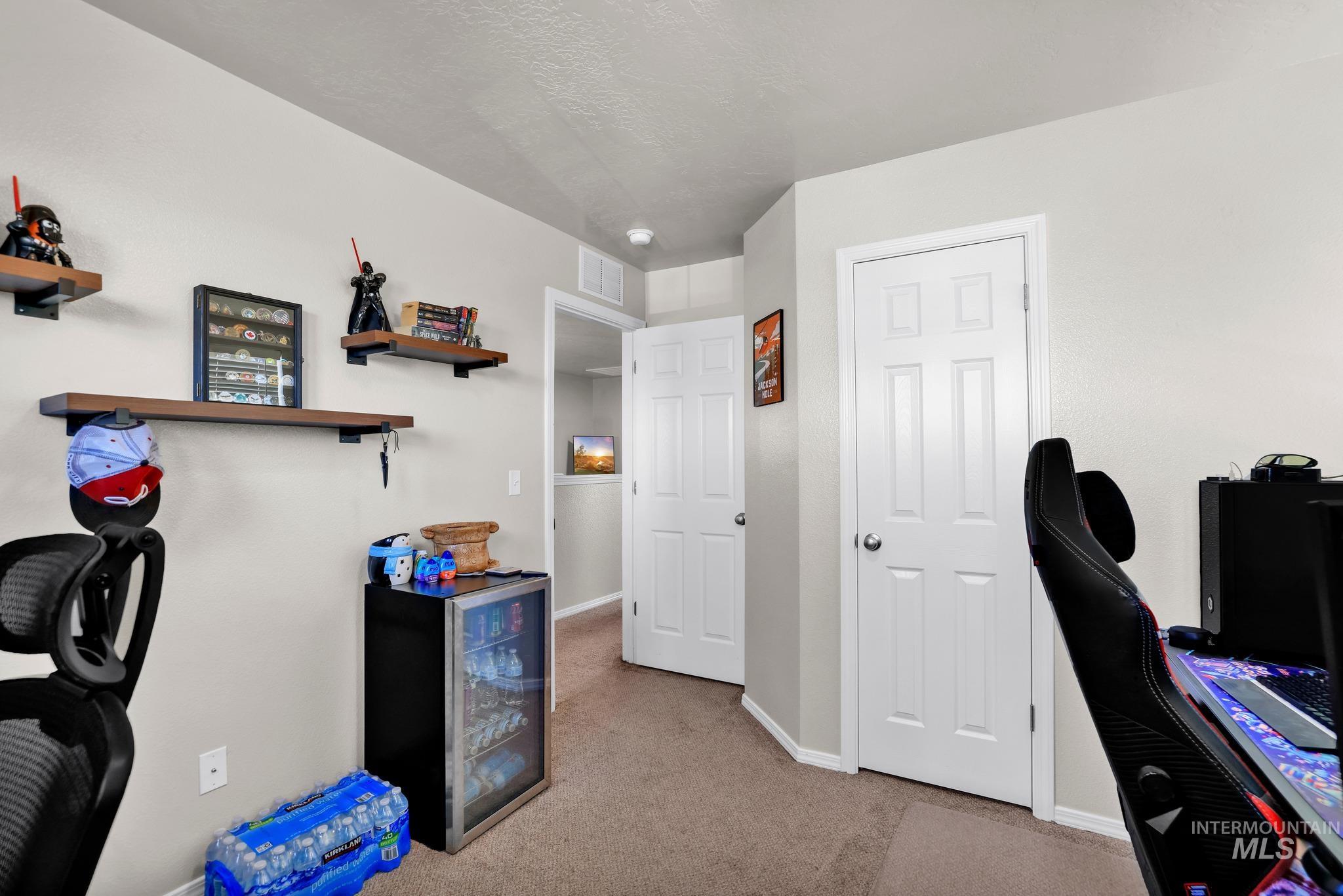 805 SW Miner, Mountain Home, Idaho 83647, 4 Bedrooms, 2.5 Bathrooms, Residential For Sale, Price $415,000, 99002255