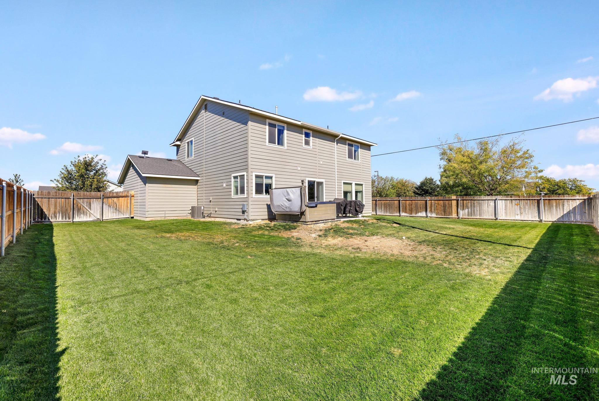 805 SW Miner, Mountain Home, Idaho 83647, 4 Bedrooms, 2.5 Bathrooms, Residential For Sale, Price $415,000, 99002255