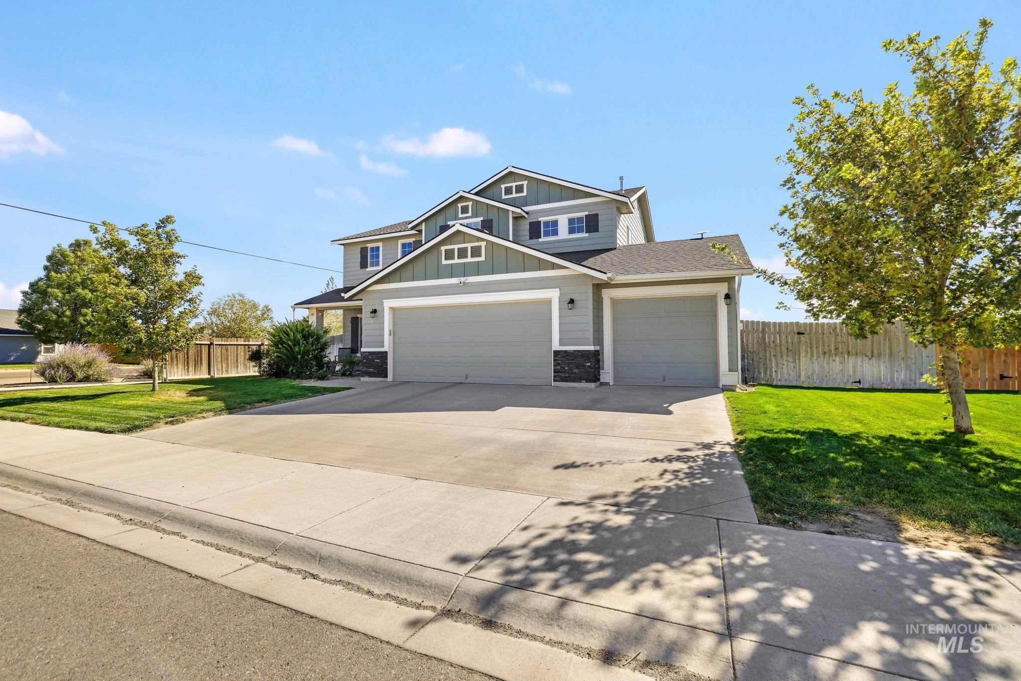 805 SW Miner, Mountain Home, Idaho 83647, 4 Bedrooms, 2.5 Bathrooms, Residential For Sale, Price $415,000, 99002255