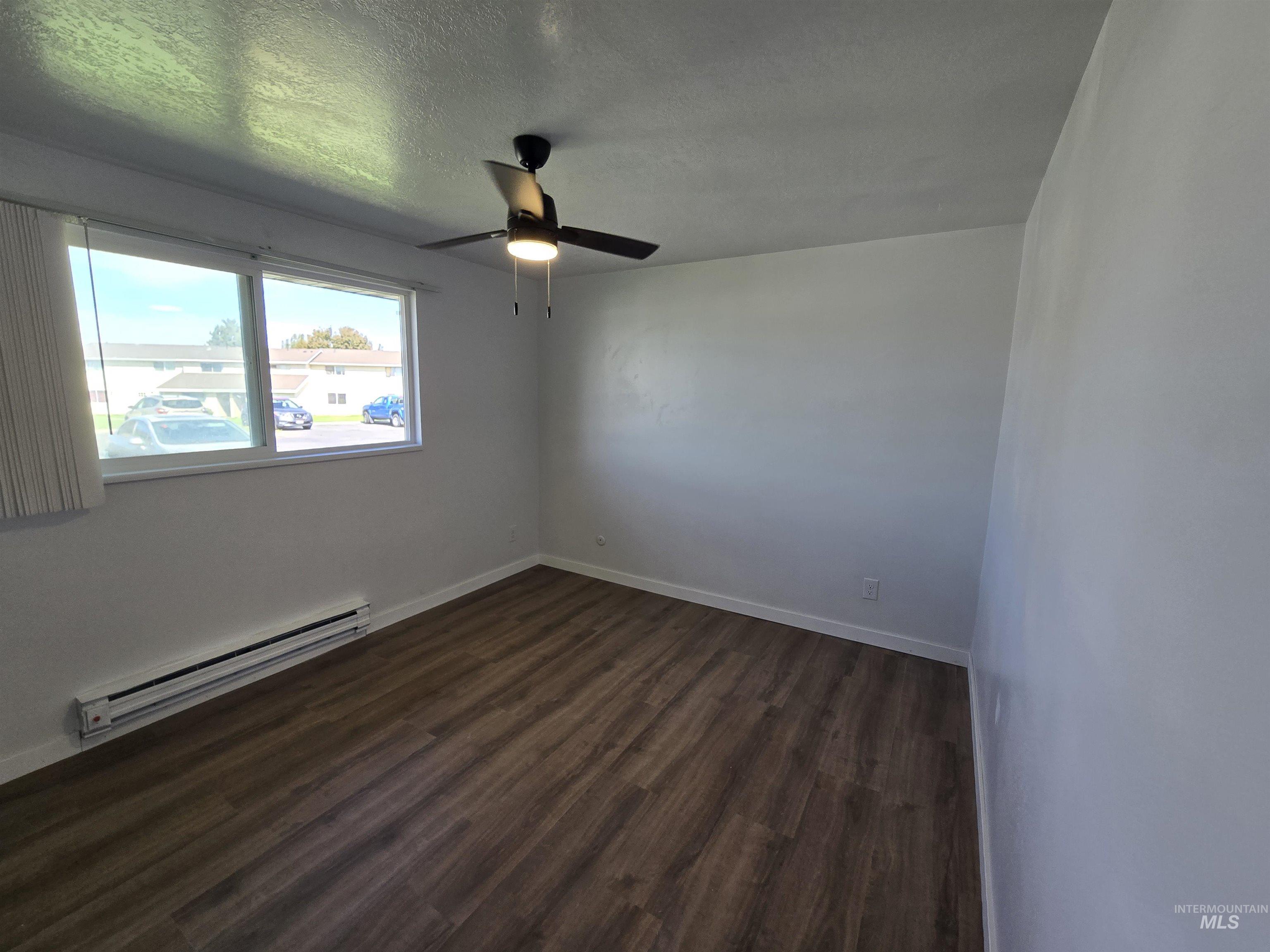 259 W Pheasant Rd, Twin Falls, Idaho 83301, 2 Bedrooms, 1 Bathroom, Residential For Sale, Price $204,900,MLS 99002257