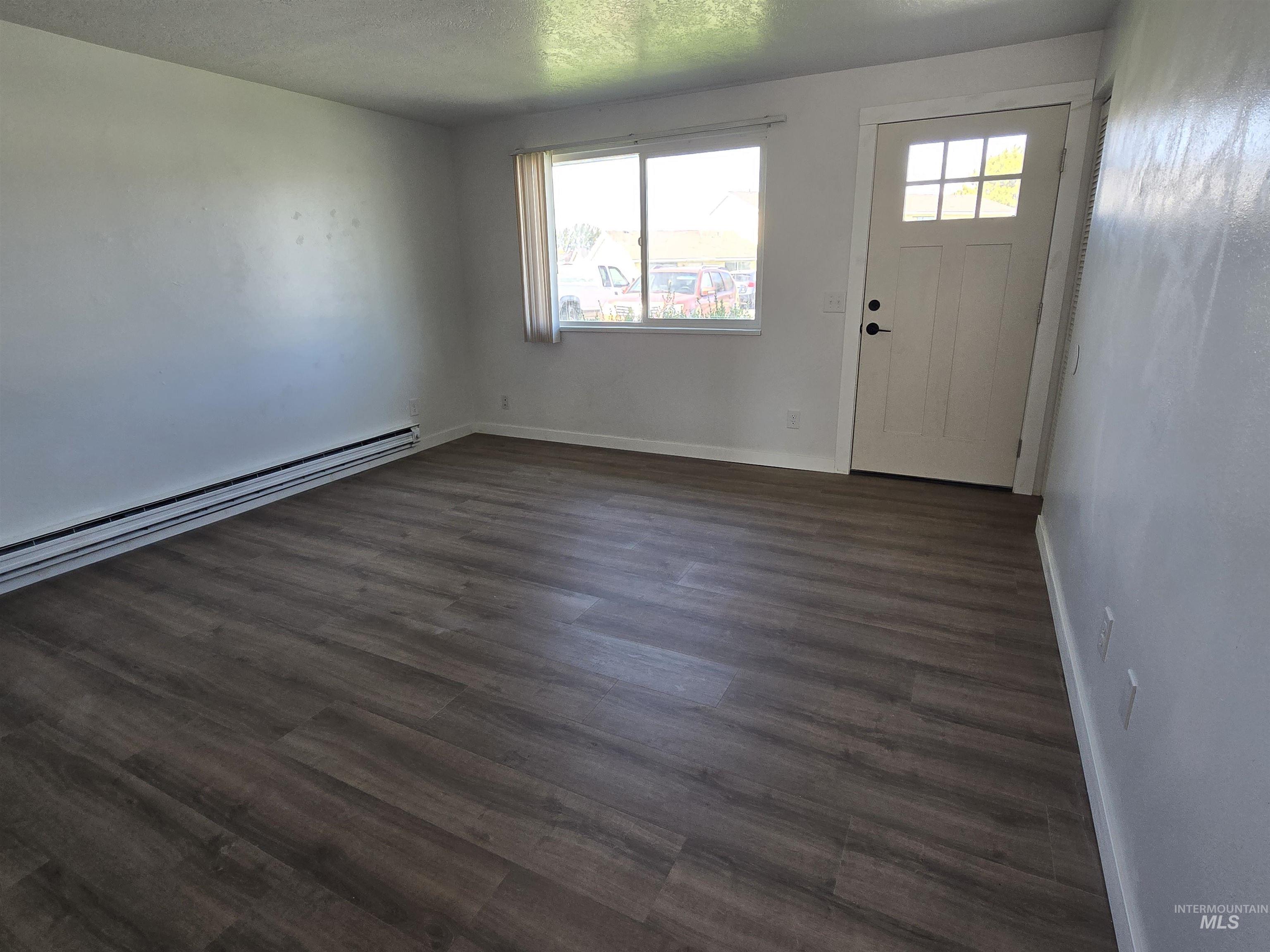 259 W Pheasant Rd, Twin Falls, Idaho 83301, 2 Bedrooms, 1 Bathroom, Residential For Sale, Price $204,900,MLS 99002257