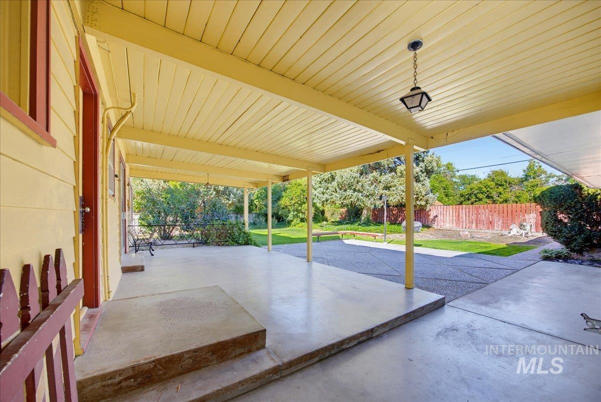 1803 S 10th, Caldwell, Idaho 83605, 3 Bedrooms, 2 Bathrooms, Residential Income For Sale, Price $569,900,MLS 99002259