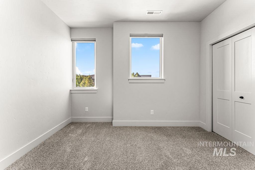 4434 E Parkcenter Blvd, Boise, Idaho 83716, 3 Bedrooms, 2.5 Bathrooms, Residential For Sale, Price $695,000,MLS 99002260