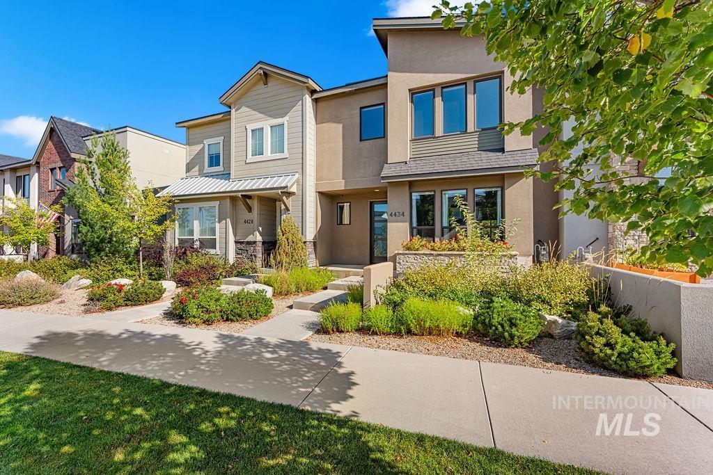 4434 E Parkcenter Blvd, Boise, Idaho 83716, 3 Bedrooms, 2.5 Bathrooms, Residential For Sale, Price $695,000,MLS 99002260