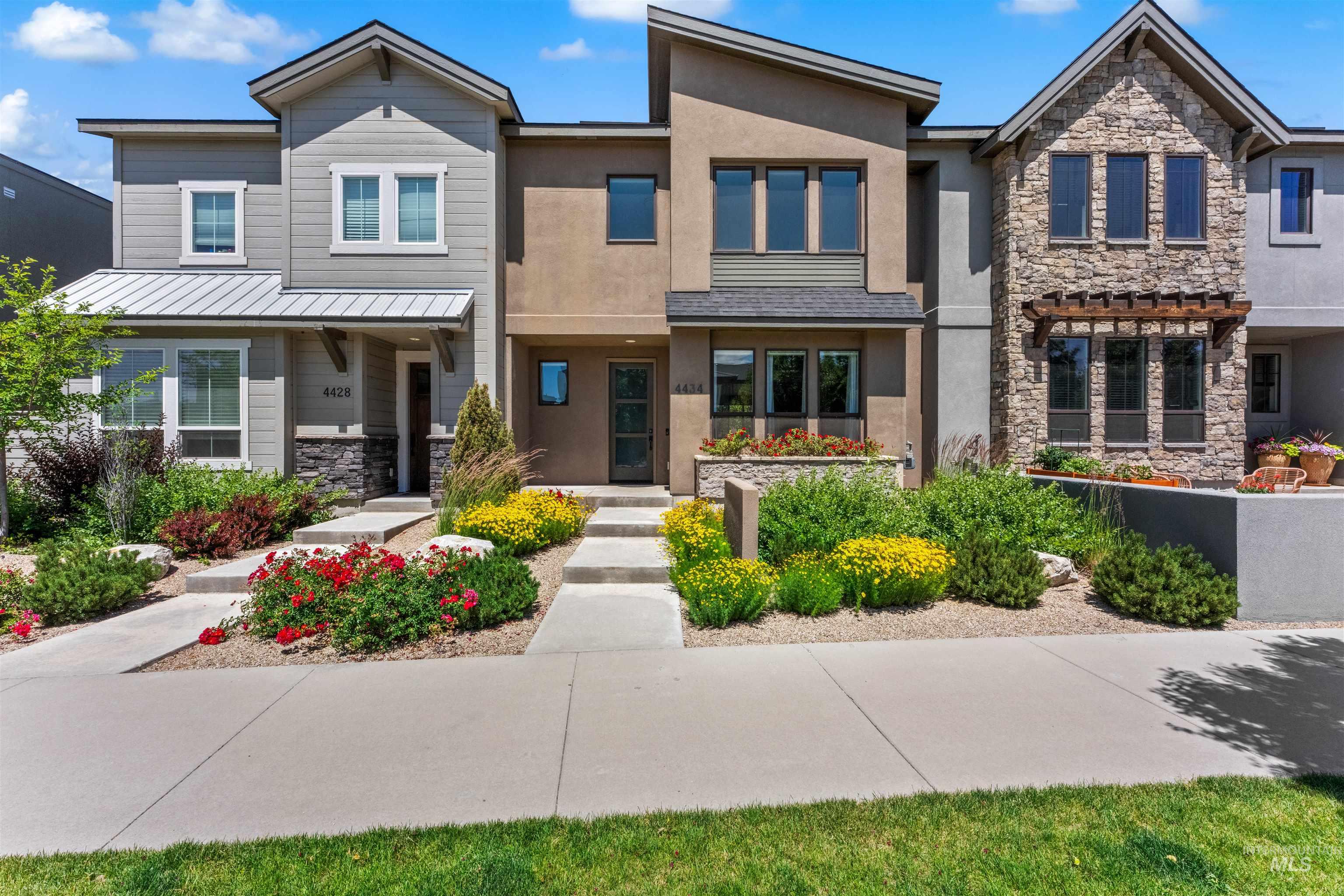 4434 E Parkcenter Blvd, Boise, Idaho 83716, 3 Bedrooms, 2.5 Bathrooms, Residential For Sale, Price $695,000,MLS 99002260