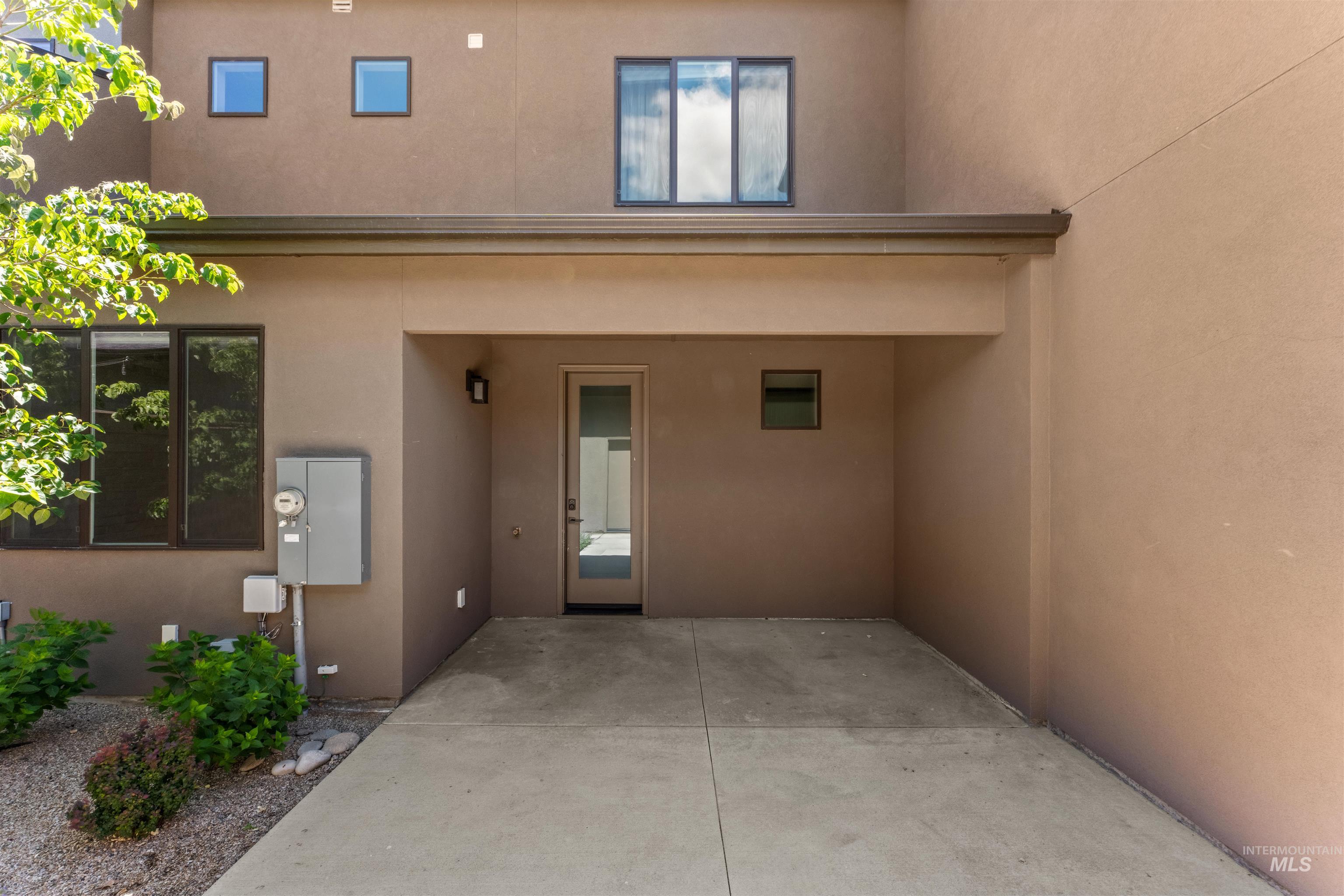 4434 E Parkcenter Blvd, Boise, Idaho 83716, 3 Bedrooms, 2.5 Bathrooms, Residential For Sale, Price $695,000,MLS 99002260