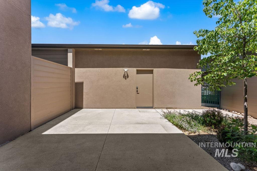 4434 E Parkcenter Blvd, Boise, Idaho 83716, 3 Bedrooms, 2.5 Bathrooms, Residential For Sale, Price $695,000,MLS 99002260