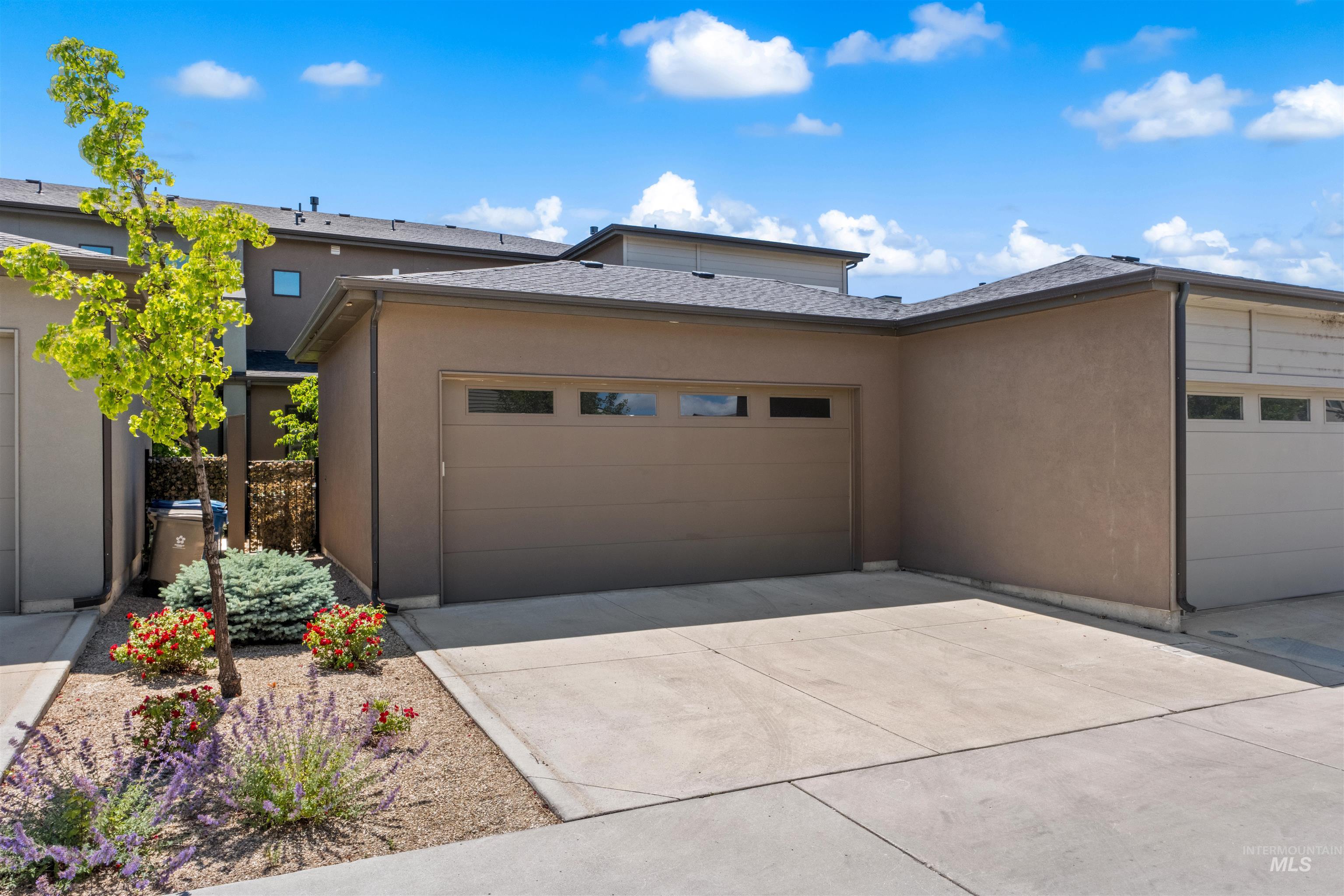 4434 E Parkcenter Blvd, Boise, Idaho 83716, 3 Bedrooms, 2.5 Bathrooms, Residential For Sale, Price $695,000,MLS 99002260