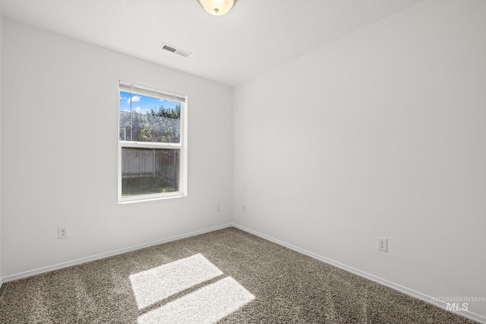 9677 W Stonewood Dr, Boise, Idaho 83709, 3 Bedrooms, 2 Bathrooms, Residential For Sale, Price $409,900, 99002264