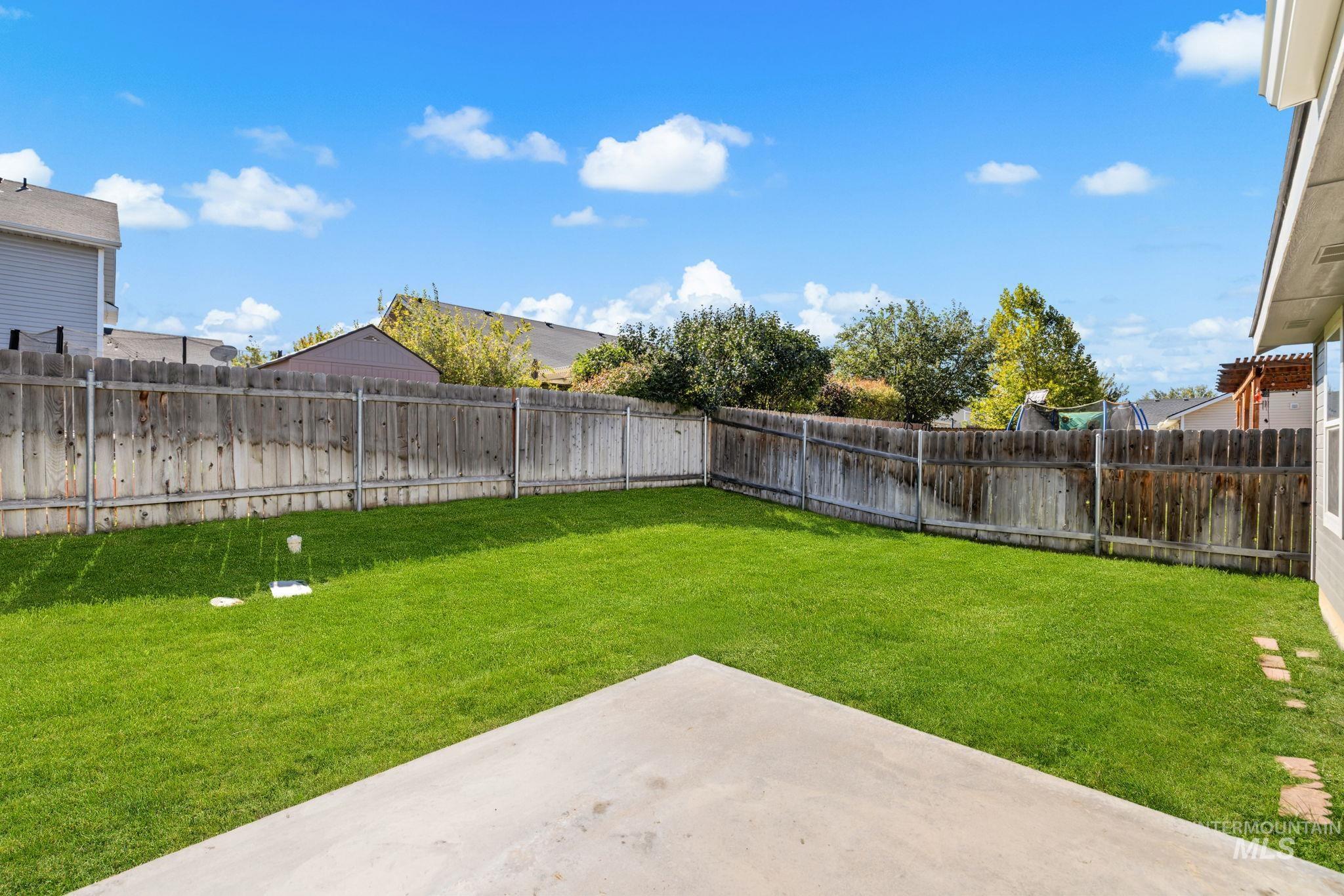 9677 W Stonewood Dr, Boise, Idaho 83709, 3 Bedrooms, 2 Bathrooms, Residential For Sale, Price $409,900, 99002264