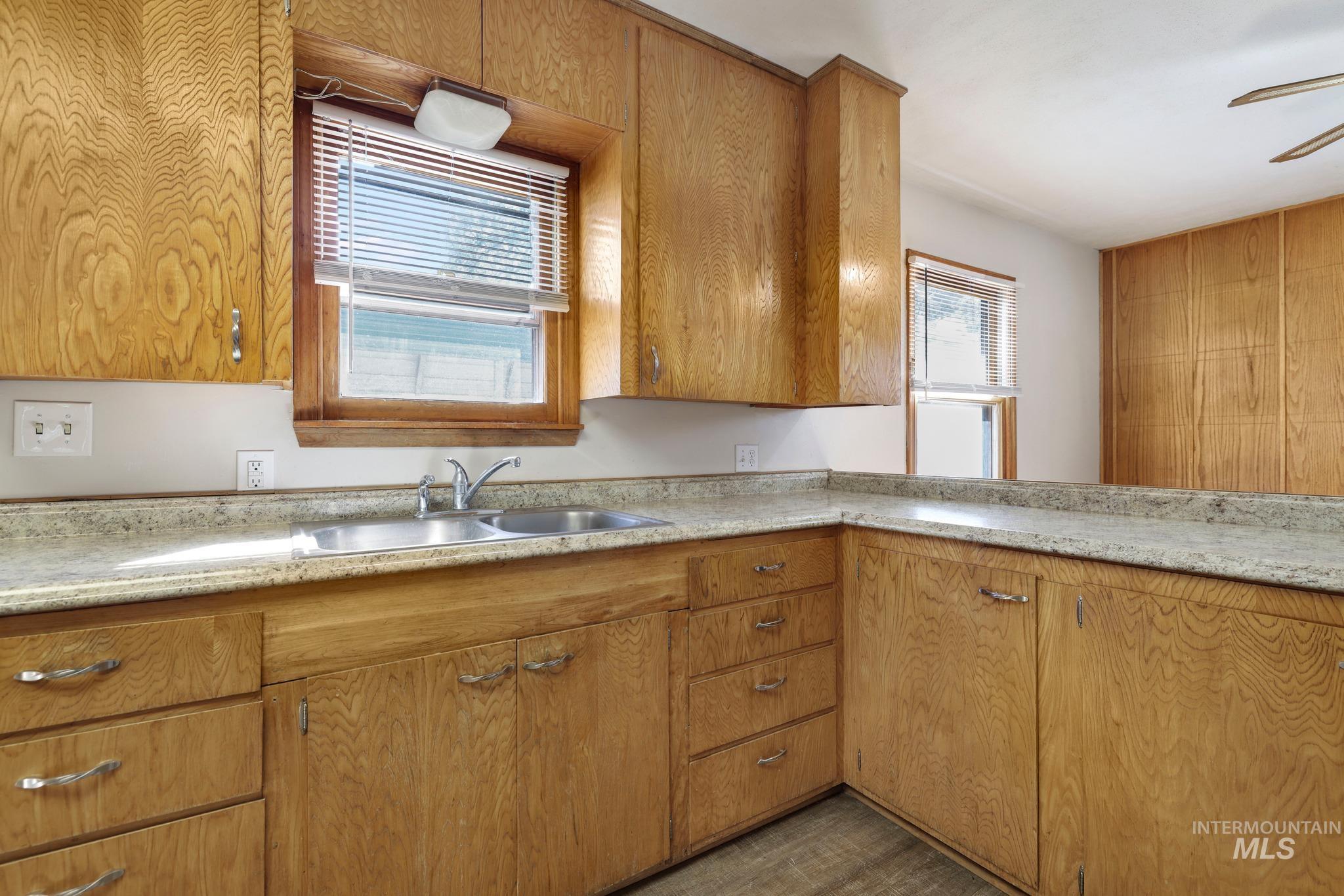 621 Parnell Dr, Buhl, Idaho 83316, 3 Bedrooms, 1 Bathroom, Residential For Sale, Price $259,000,MLS 99002266