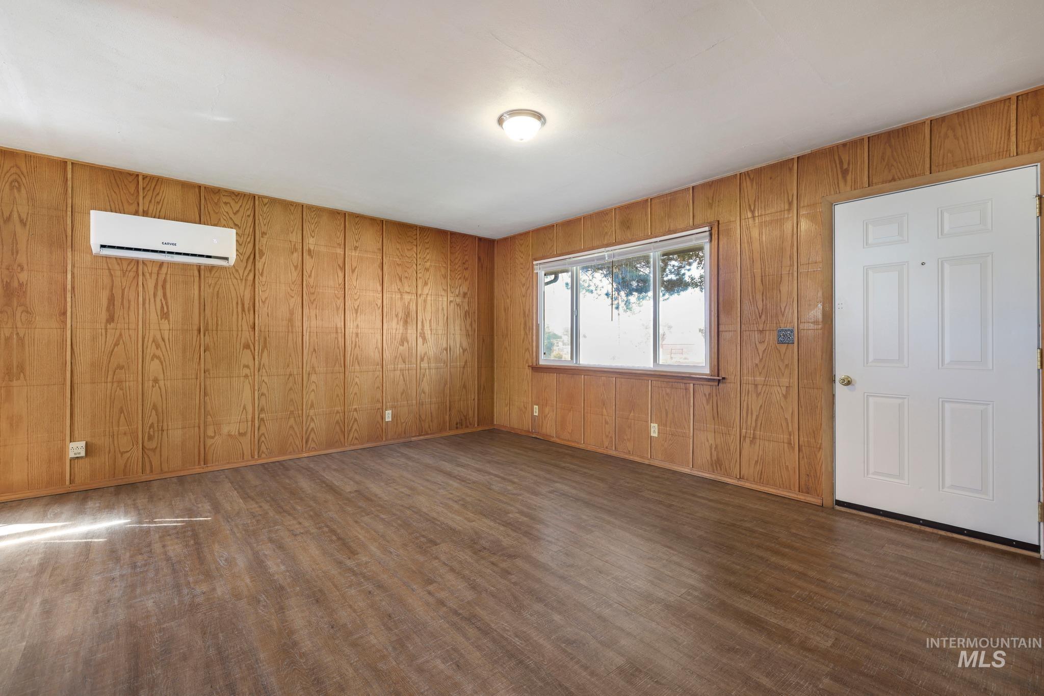 621 Parnell Dr, Buhl, Idaho 83316, 3 Bedrooms, 1 Bathroom, Residential For Sale, Price $259,000,MLS 99002266