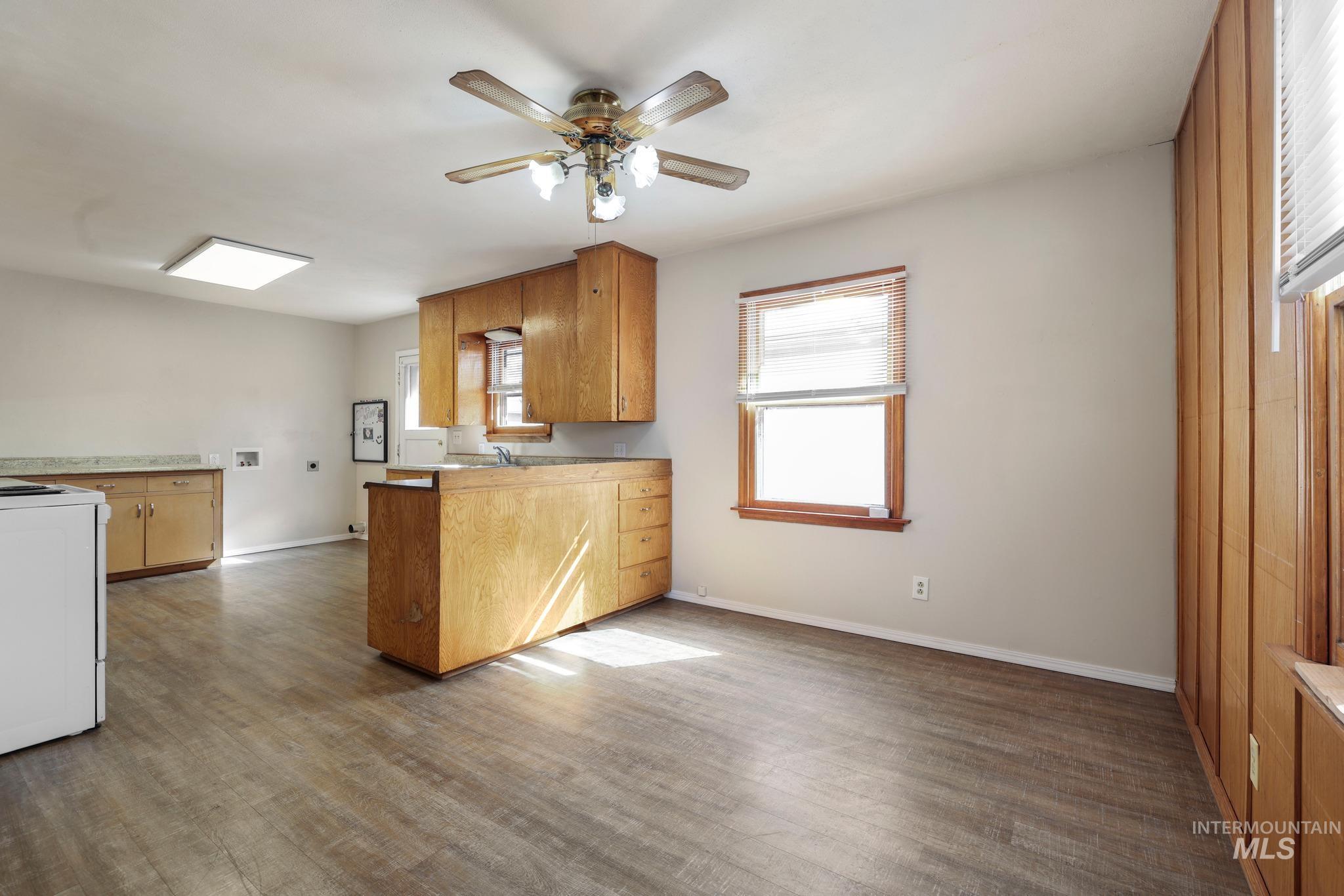 621 Parnell Dr, Buhl, Idaho 83316, 3 Bedrooms, 1 Bathroom, Residential For Sale, Price $259,000,MLS 99002266