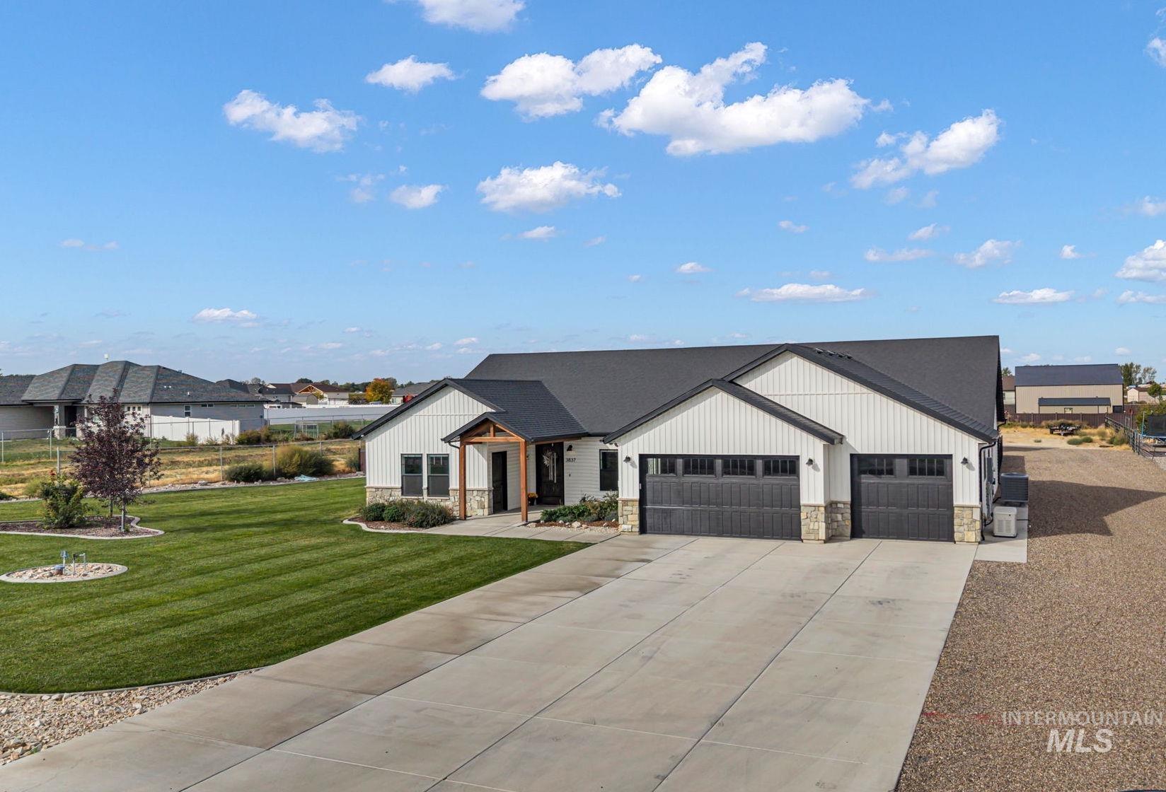 3837 N 2469 E, Filer, Idaho 83328, 4 Bedrooms, 2.5 Bathrooms, Residential For Sale, Price $835,000,MLS 99002268