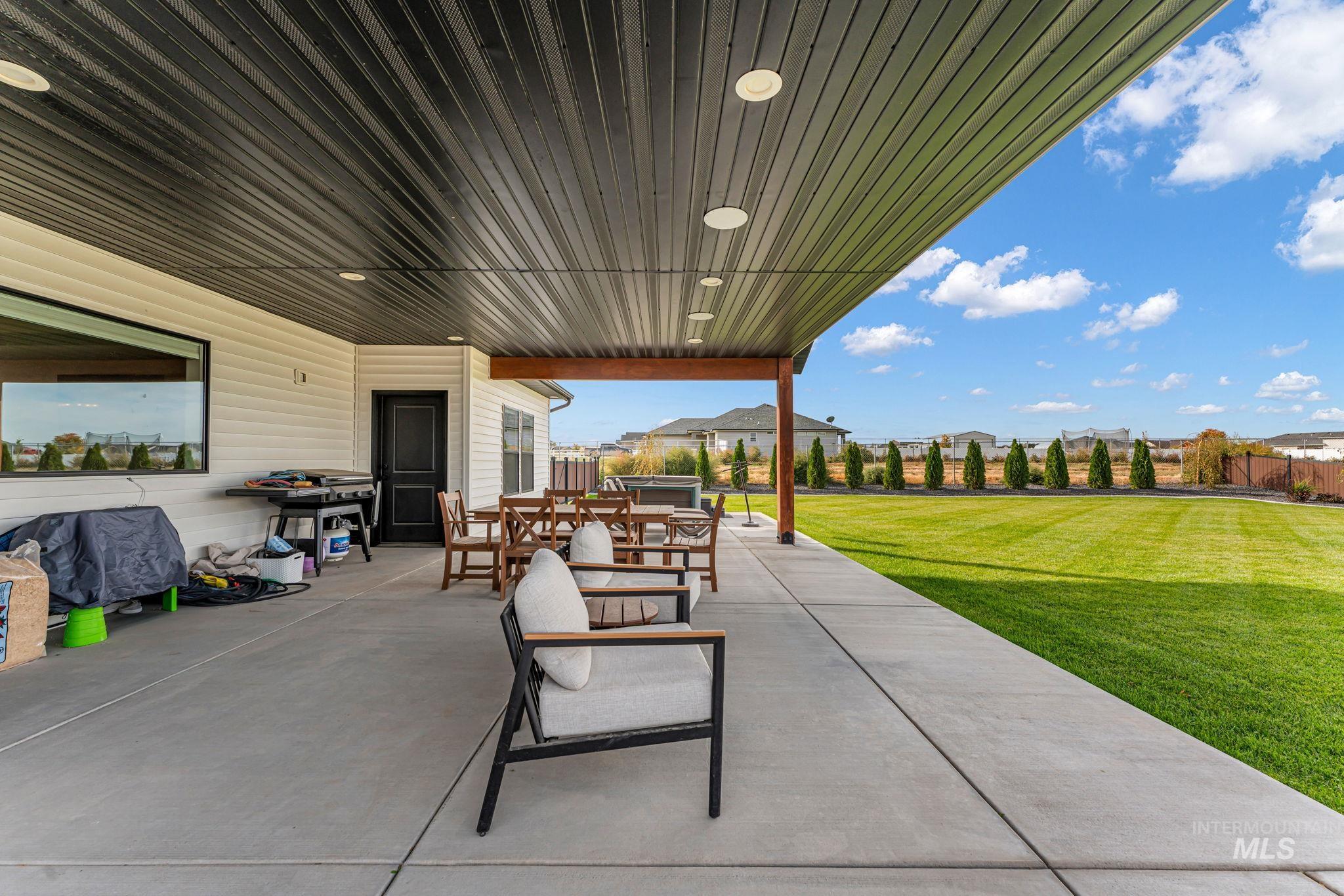 3837 N 2469 E, Filer, Idaho 83328, 4 Bedrooms, 2.5 Bathrooms, Residential For Sale, Price $835,000,MLS 99002268