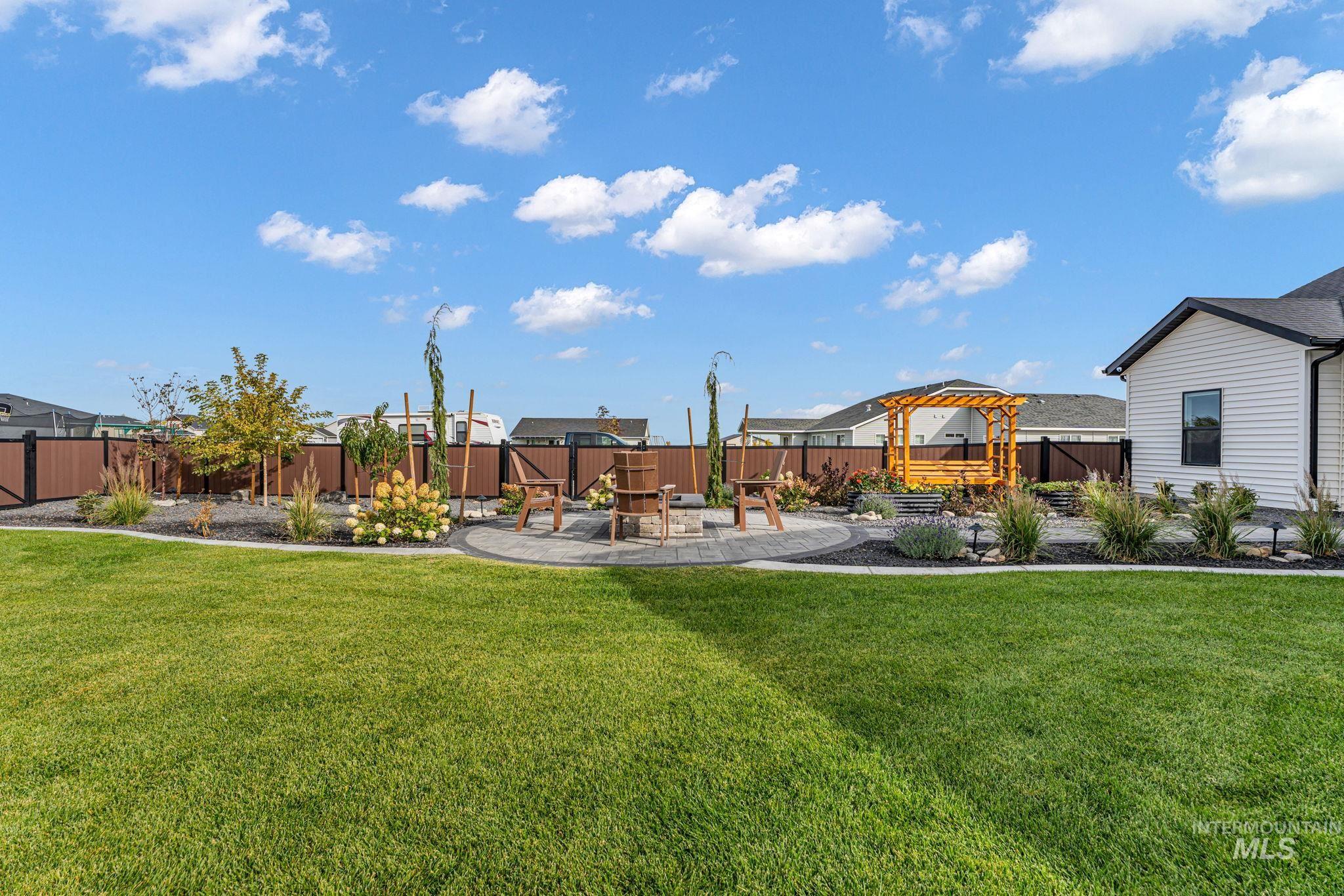 3837 N 2469 E, Filer, Idaho 83328, 4 Bedrooms, 2.5 Bathrooms, Residential For Sale, Price $835,000,MLS 99002268