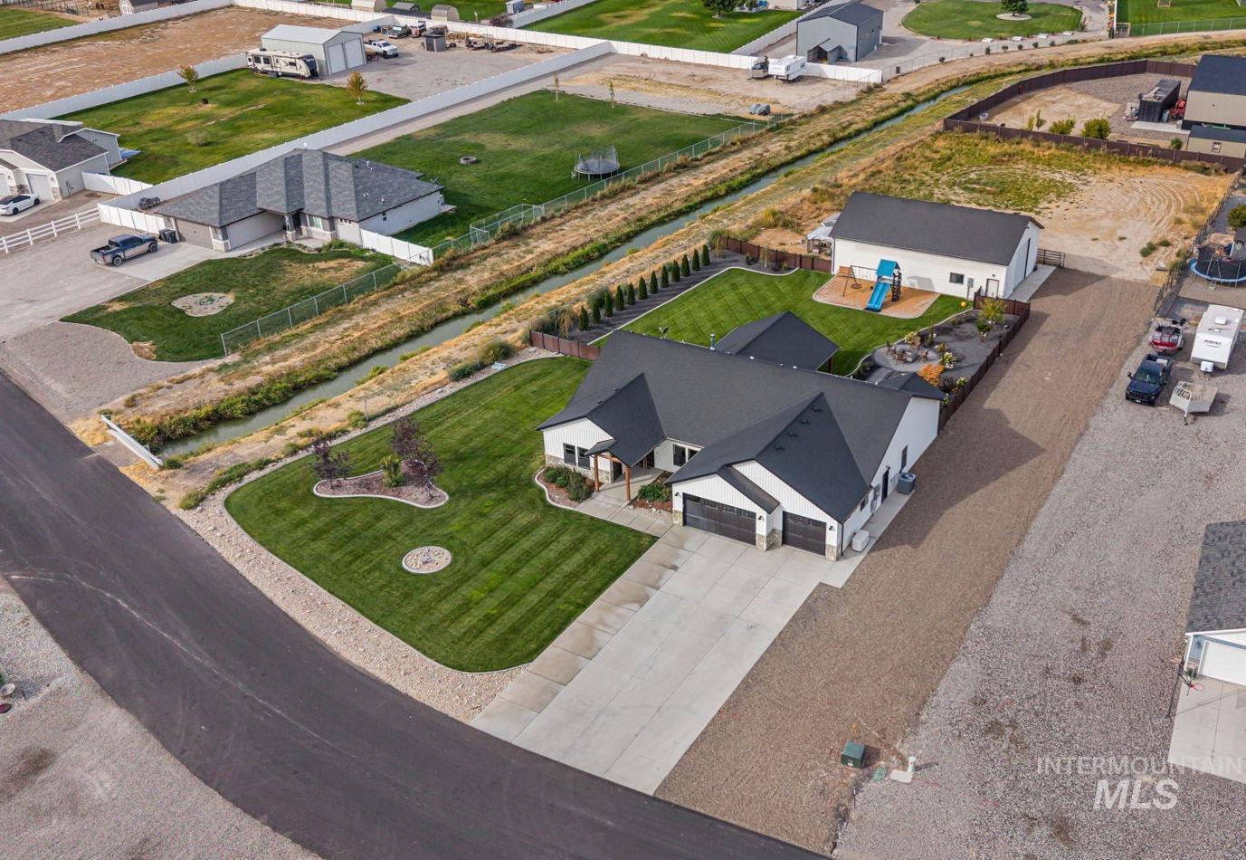 3837 N 2469 E, Filer, Idaho 83328, 4 Bedrooms, 2.5 Bathrooms, Residential For Sale, Price $835,000,MLS 99002268