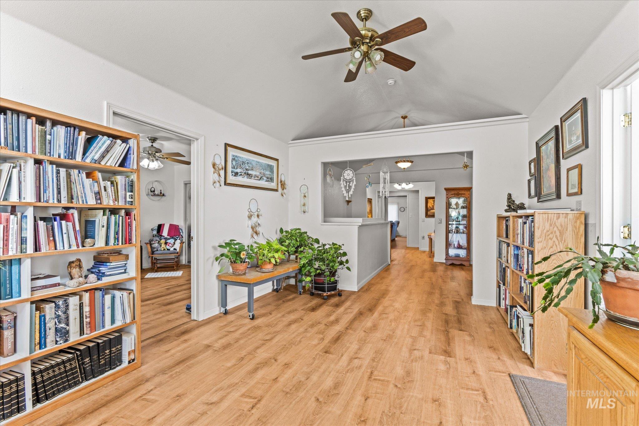 319 Davis Ave, Nampa, Idaho 83651, 4 Bedrooms, 4 Bathrooms, Residential For Sale, Price $575,000,MLS 99002270