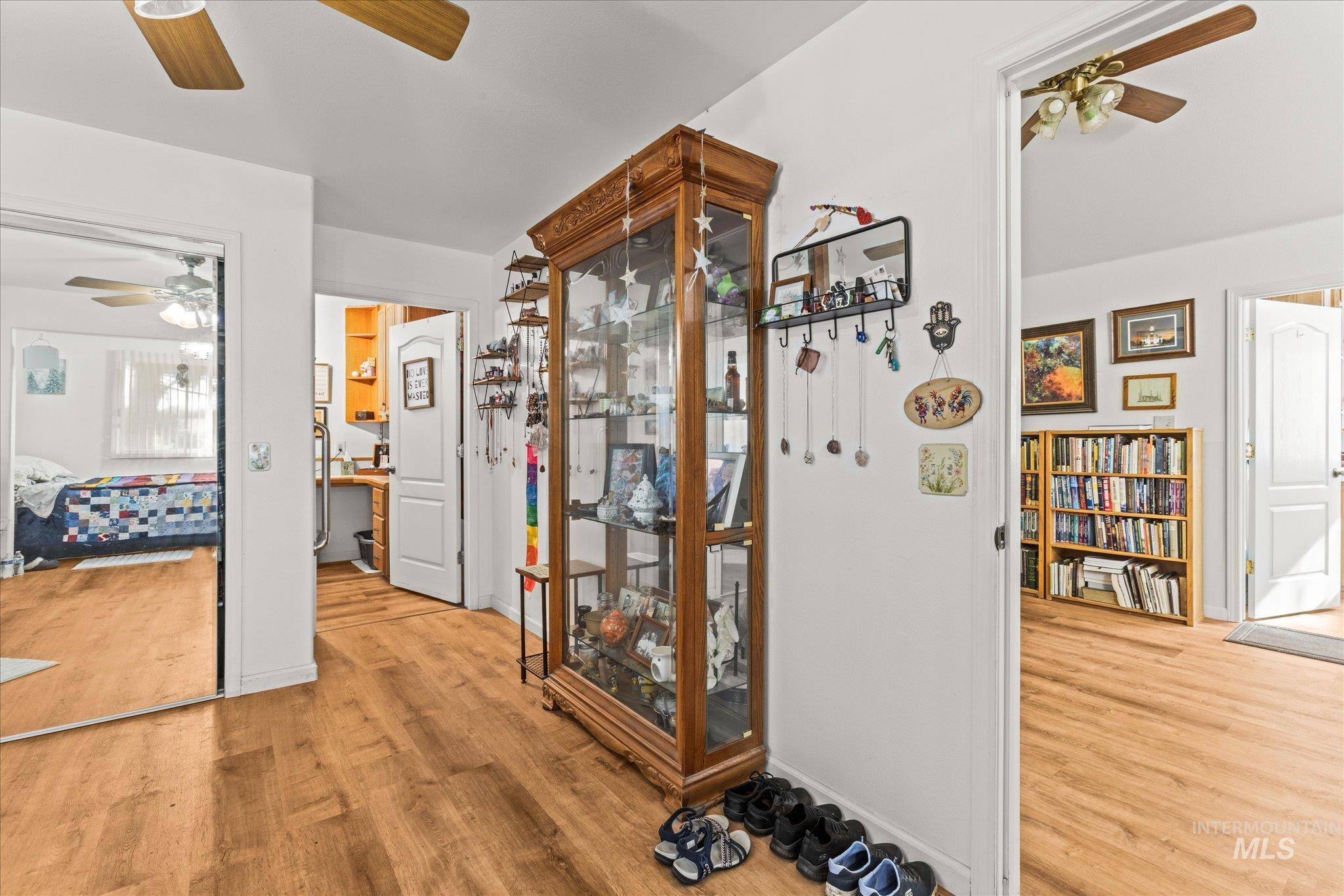 319 Davis Ave, Nampa, Idaho 83651, 4 Bedrooms, 4 Bathrooms, Residential For Sale, Price $575,000,MLS 99002270