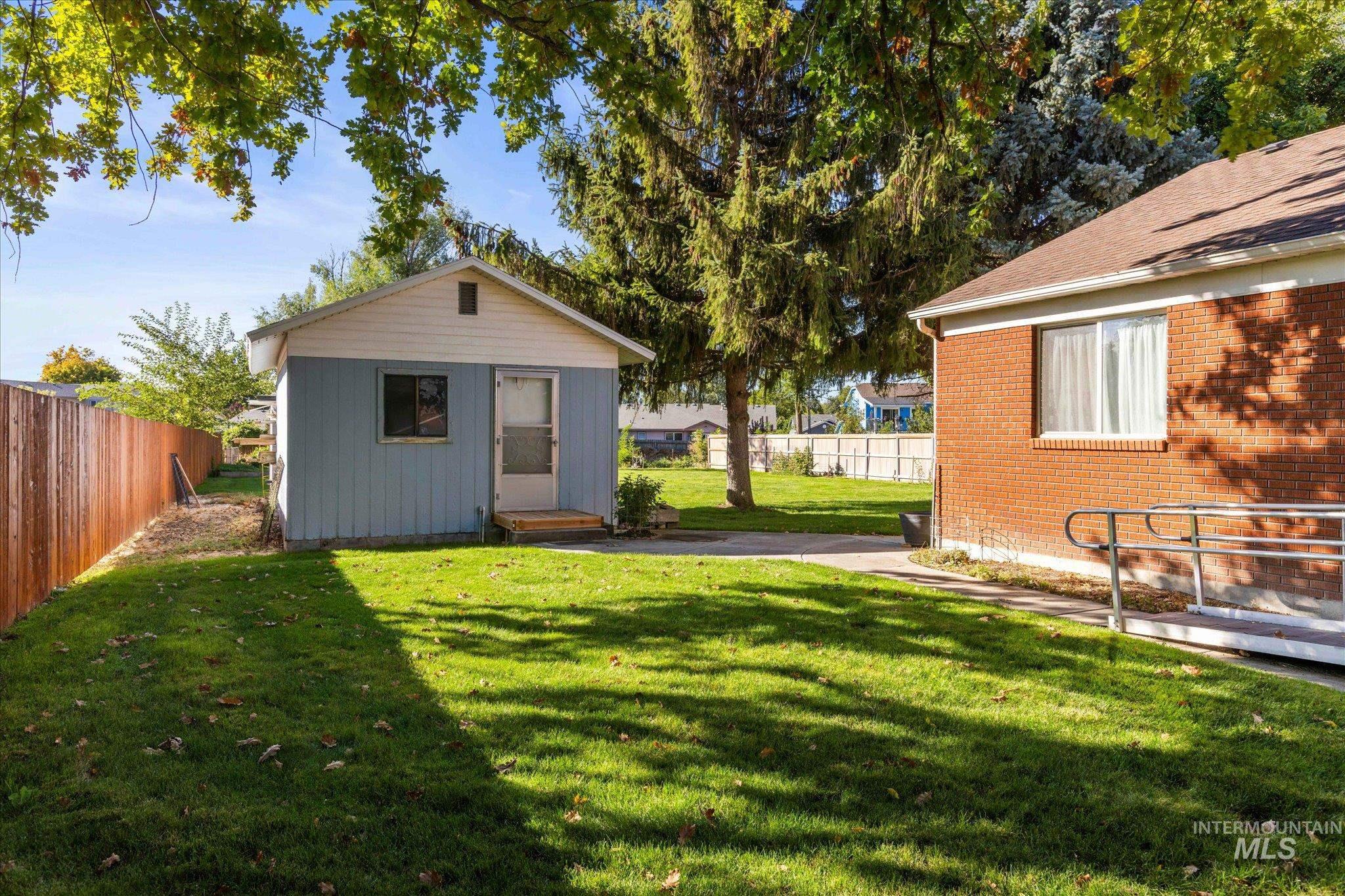 319 Davis Ave, Nampa, Idaho 83651, 4 Bedrooms, 4 Bathrooms, Residential For Sale, Price $575,000,MLS 99002270