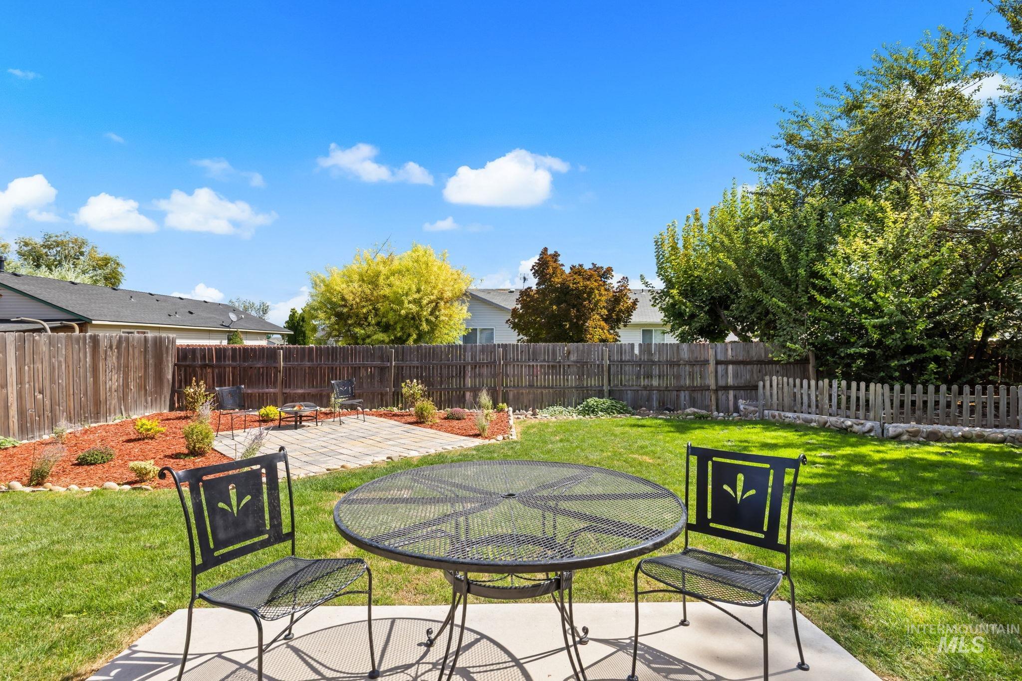 4805 Blue Grass Avenue, Caldwell, Idaho 83607, 4 Bedrooms, 2 Bathrooms, Residential For Sale, Price $359,900, 99002271