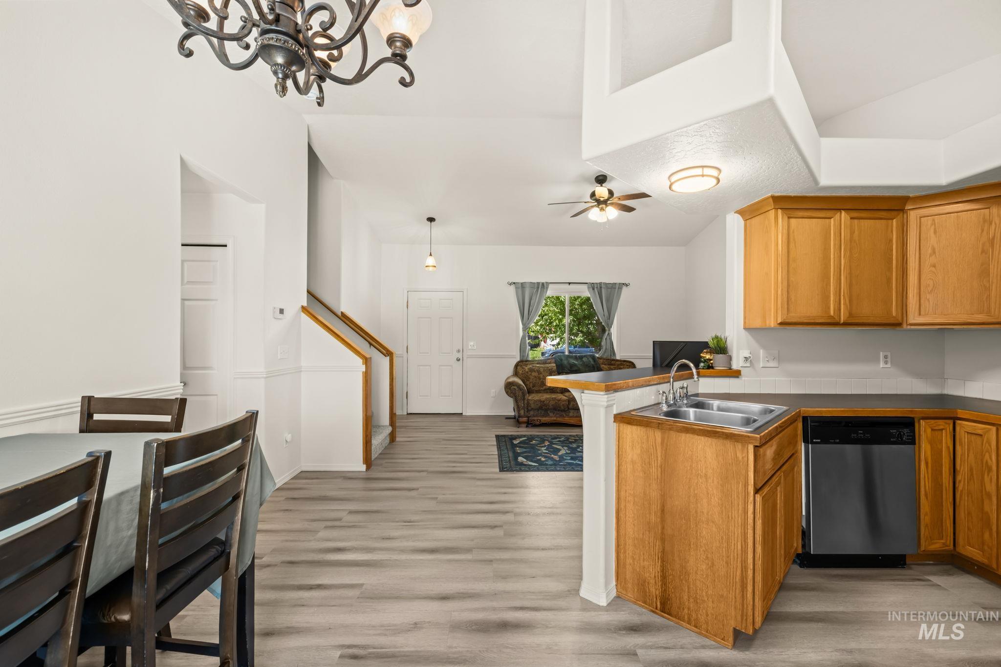 4805 Blue Grass Avenue, Caldwell, Idaho 83607, 4 Bedrooms, 2 Bathrooms, Residential For Sale, Price $359,900, 99002271