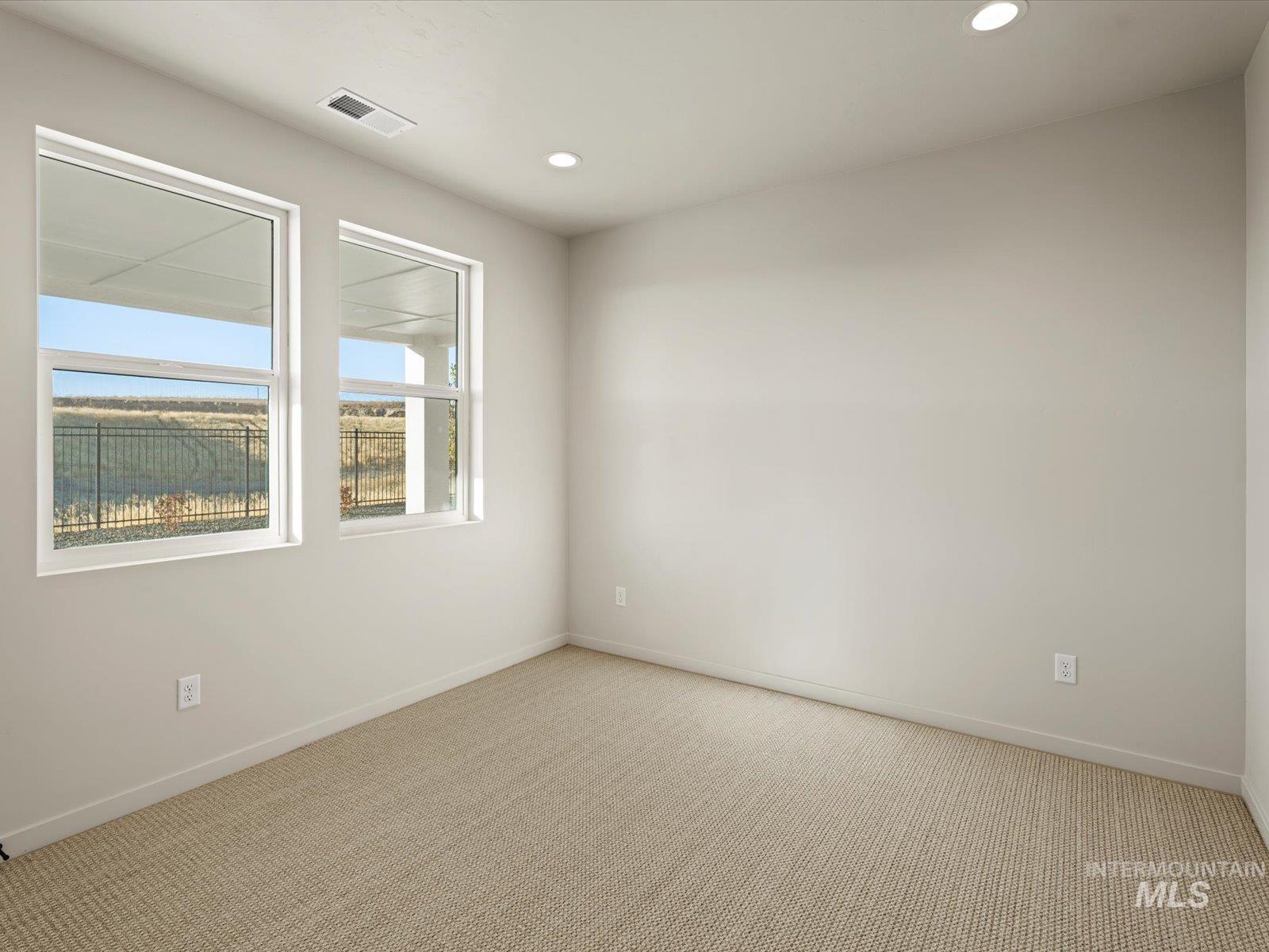 570 E Wagoneer Dr, Boise, Idaho 83716, 5 Bedrooms, 3.5 Bathrooms, Residential For Sale, Price $999,000, 99002275