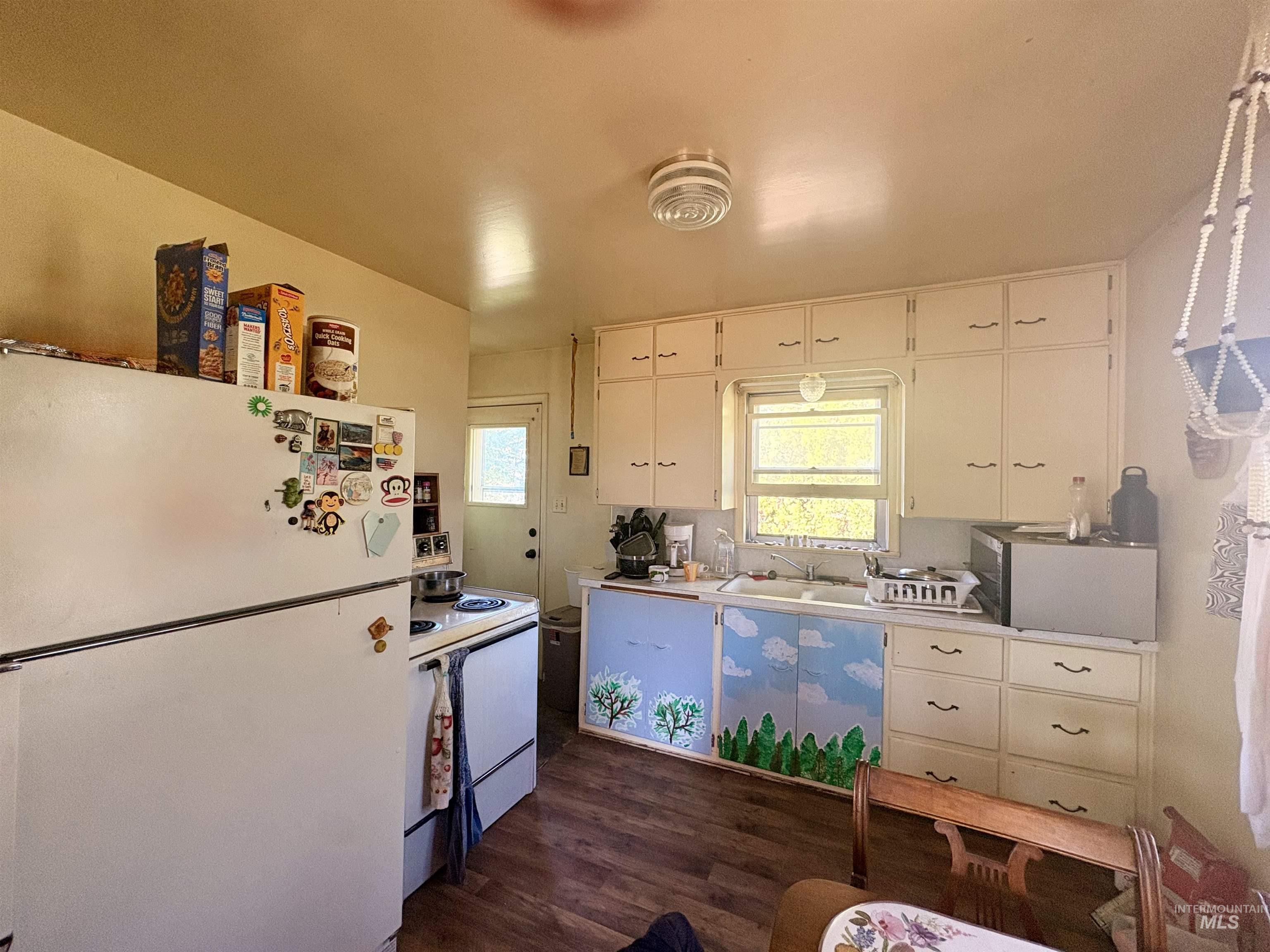 253 Blue Lakes Boulevard, Twin Falls, Idaho 83301, 3 Bedrooms, 1 Bathroom, Residential For Sale, Price $245,000,MLS 99002279