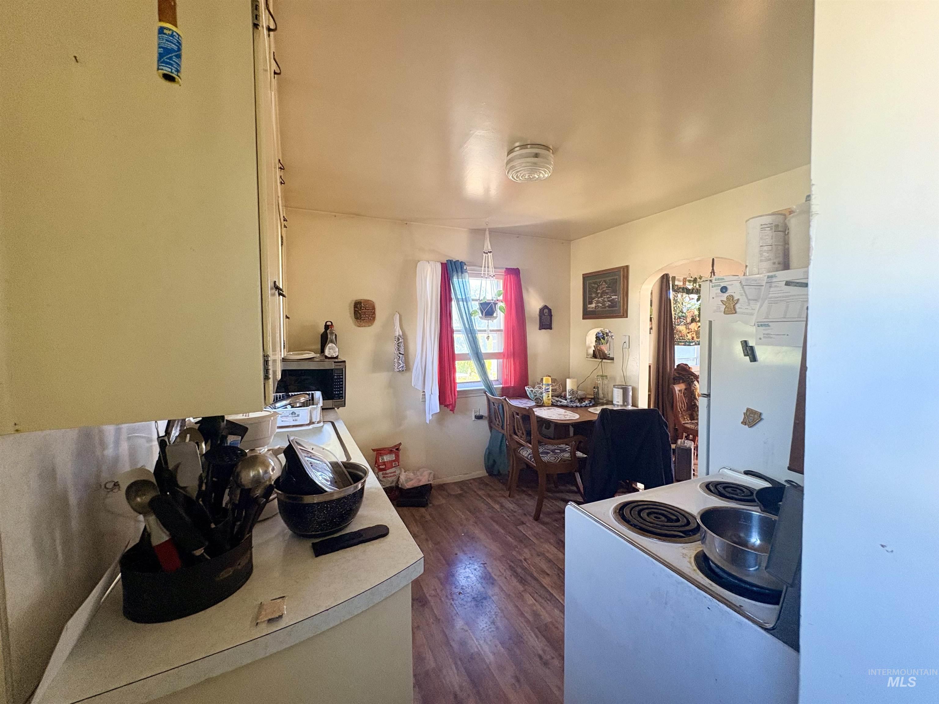 253 Blue Lakes Boulevard, Twin Falls, Idaho 83301, 3 Bedrooms, 1 Bathroom, Residential For Sale, Price $245,000,MLS 99002279