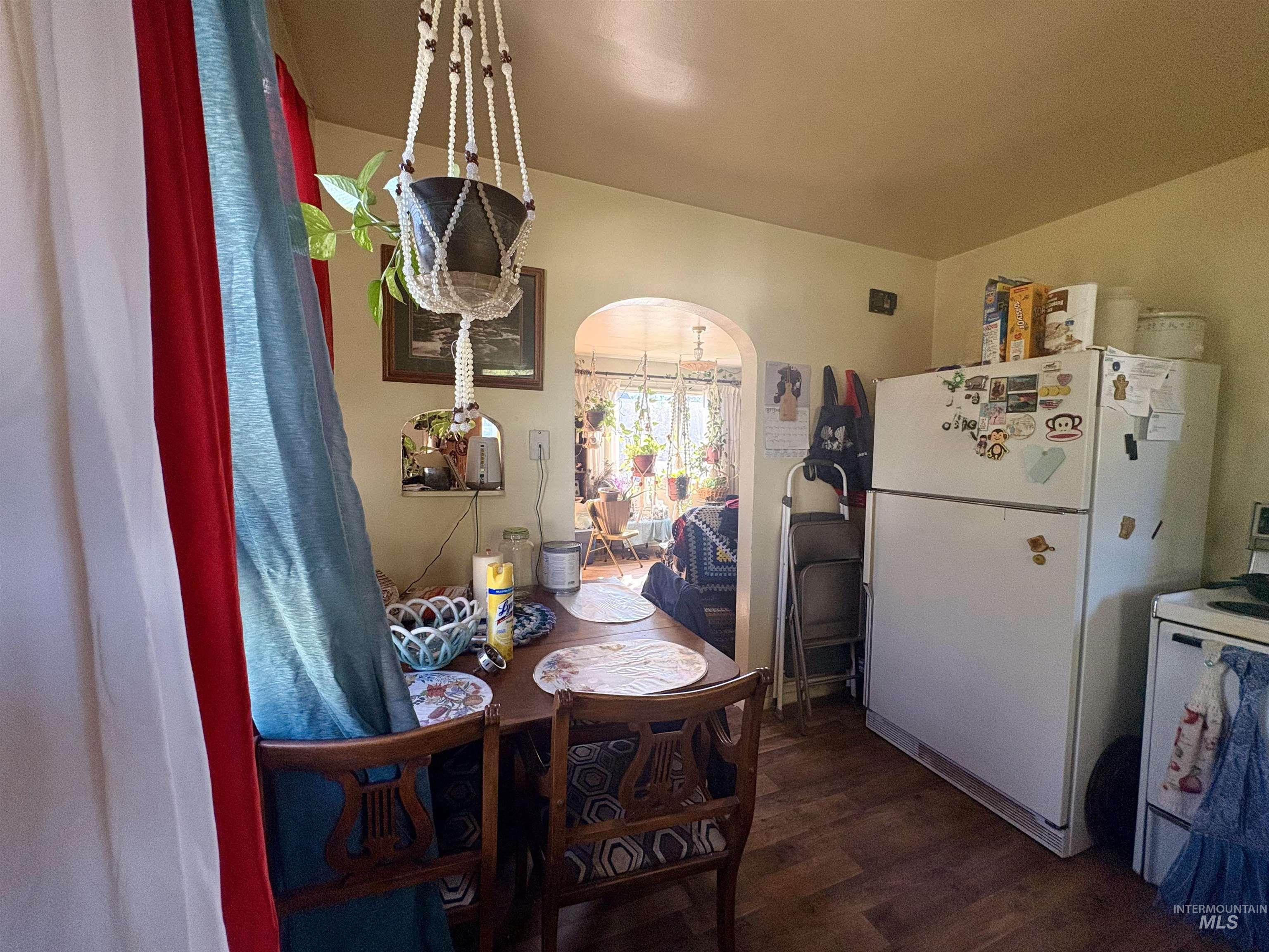253 Blue Lakes Boulevard, Twin Falls, Idaho 83301, 3 Bedrooms, 1 Bathroom, Residential For Sale, Price $245,000,MLS 99002279