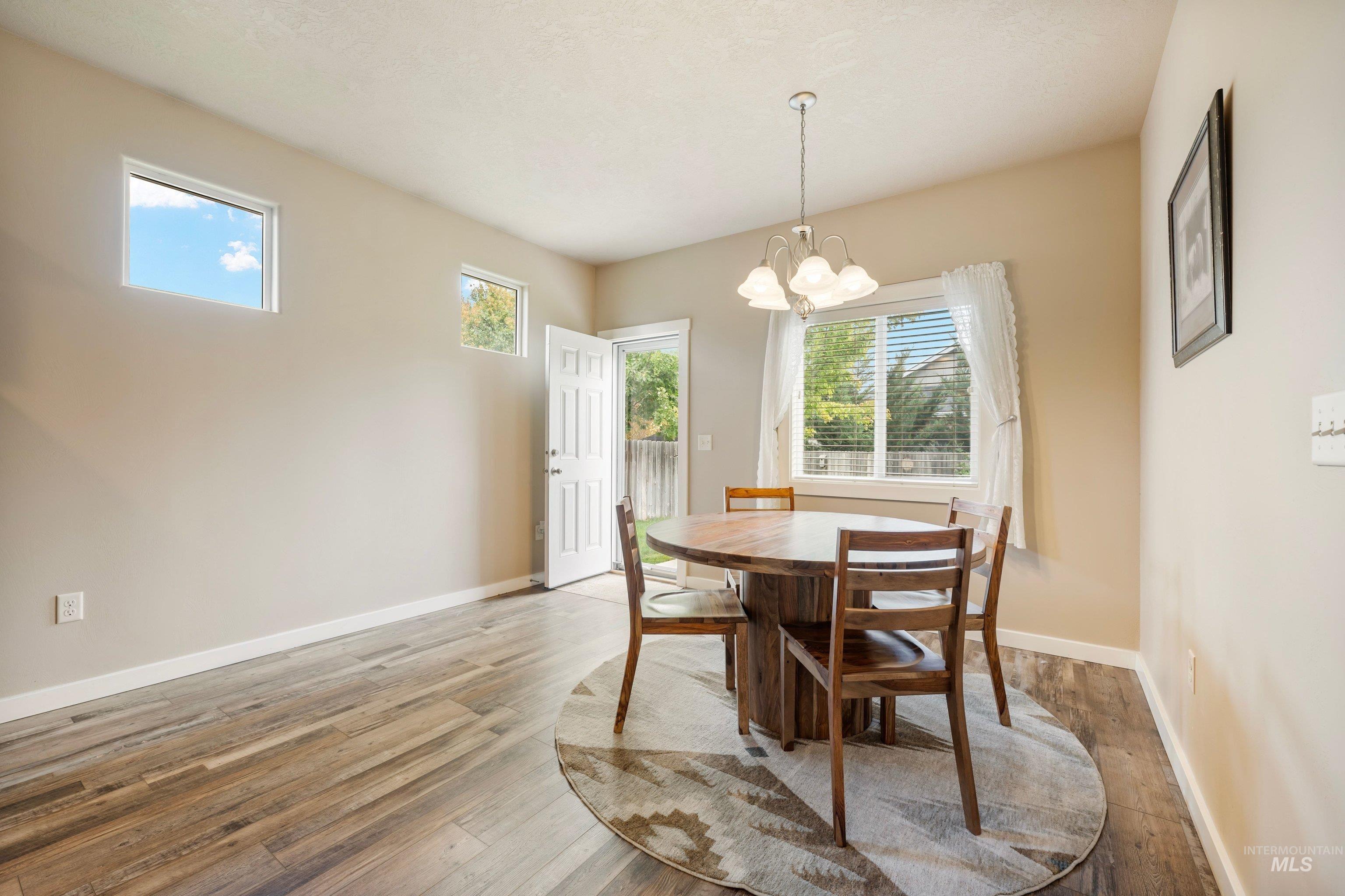 2397 W Fieldstream Dr, Meridian, Idaho 83646, 3 Bedrooms, 2 Bathrooms, Residential For Sale, Price $455,000, 99002280