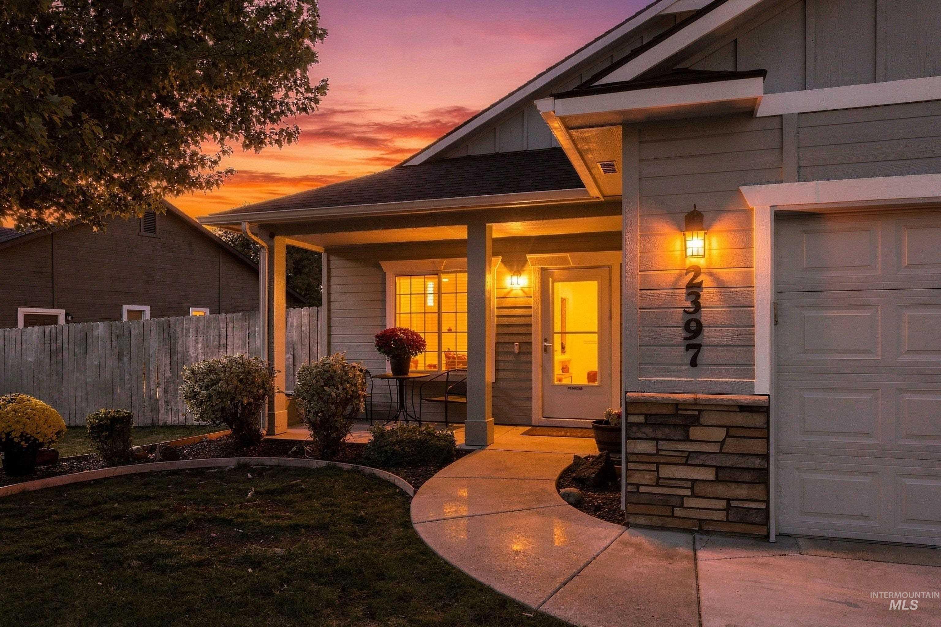 2397 W Fieldstream Dr, Meridian, Idaho 83646, 3 Bedrooms, 2 Bathrooms, Residential For Sale, Price $455,000, 99002280