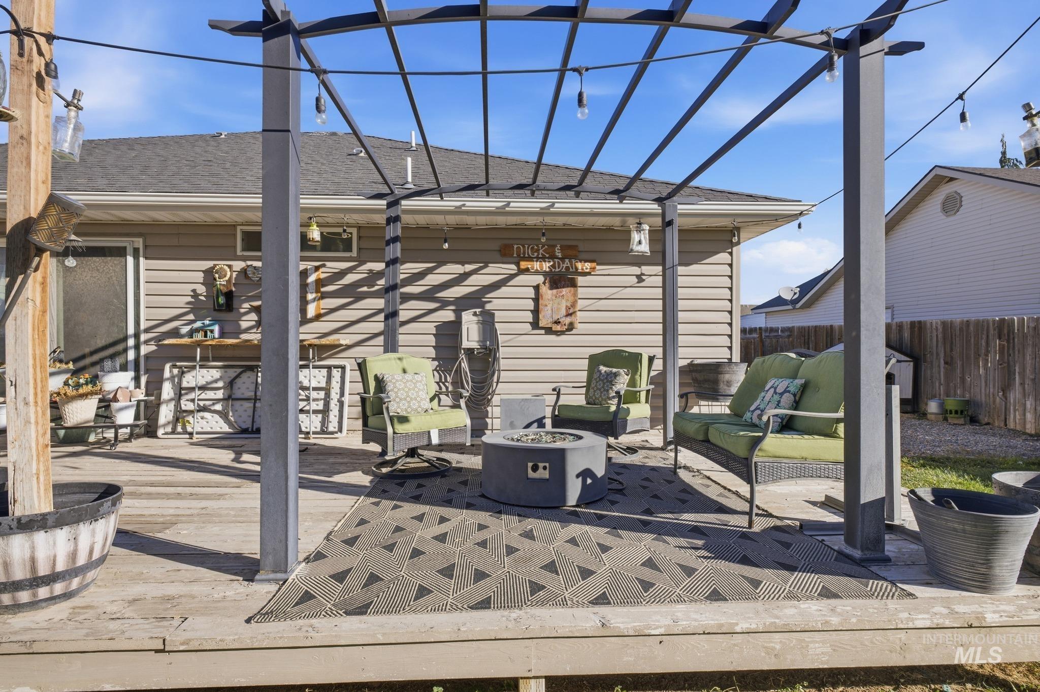 1009 Lauren Lane, Filer, Idaho 83328, 3 Bedrooms, 2 Bathrooms, Residential For Sale, Price $325,000,MLS 99002282