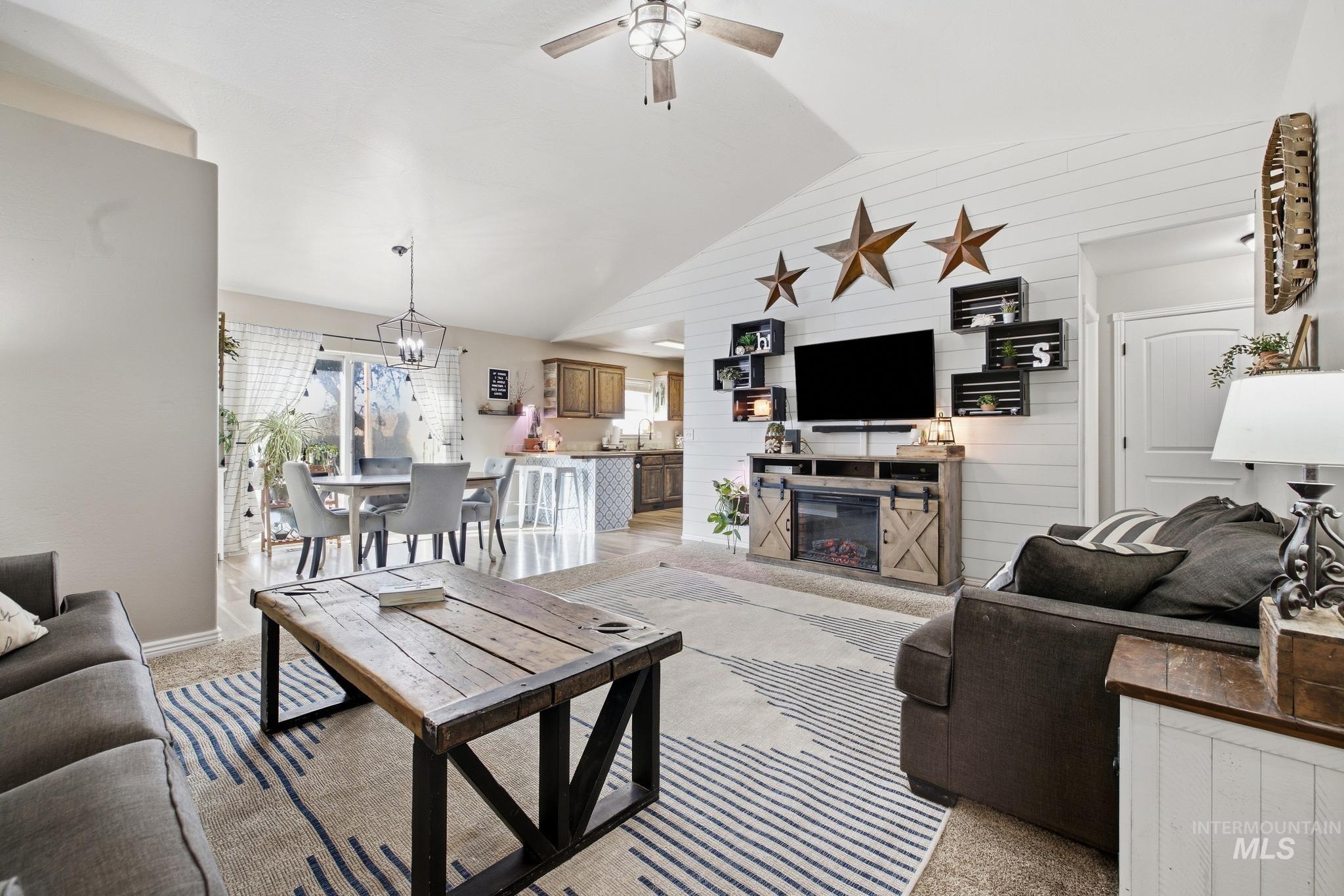 1009 Lauren Lane, Filer, Idaho 83328, 3 Bedrooms, 2 Bathrooms, Residential For Sale, Price $325,000,MLS 99002282