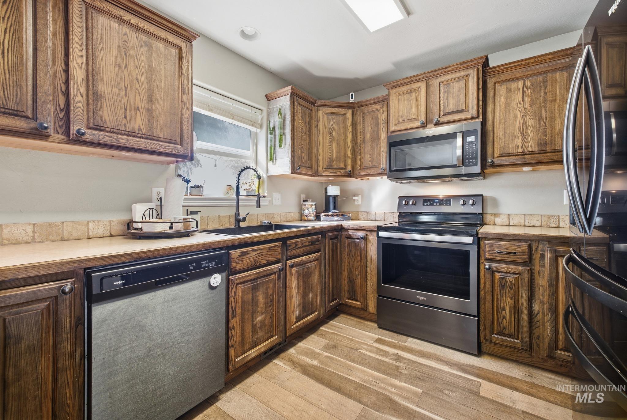 1009 Lauren Lane, Filer, Idaho 83328, 3 Bedrooms, 2 Bathrooms, Residential For Sale, Price $325,000,MLS 99002282