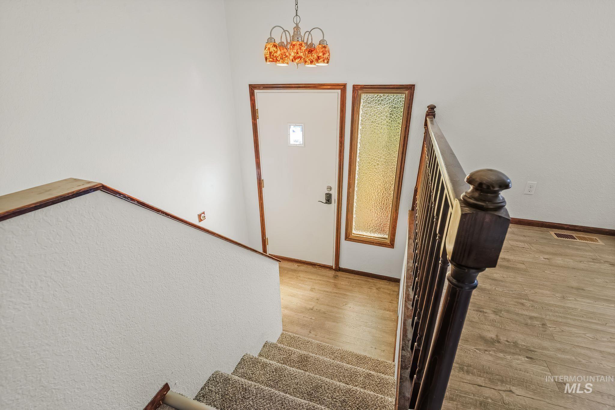 3818 17th Street, Lewiston, Idaho 83501, 4 Bedrooms, 2 Bathrooms, Residential For Sale, Price $439,000, 99002286